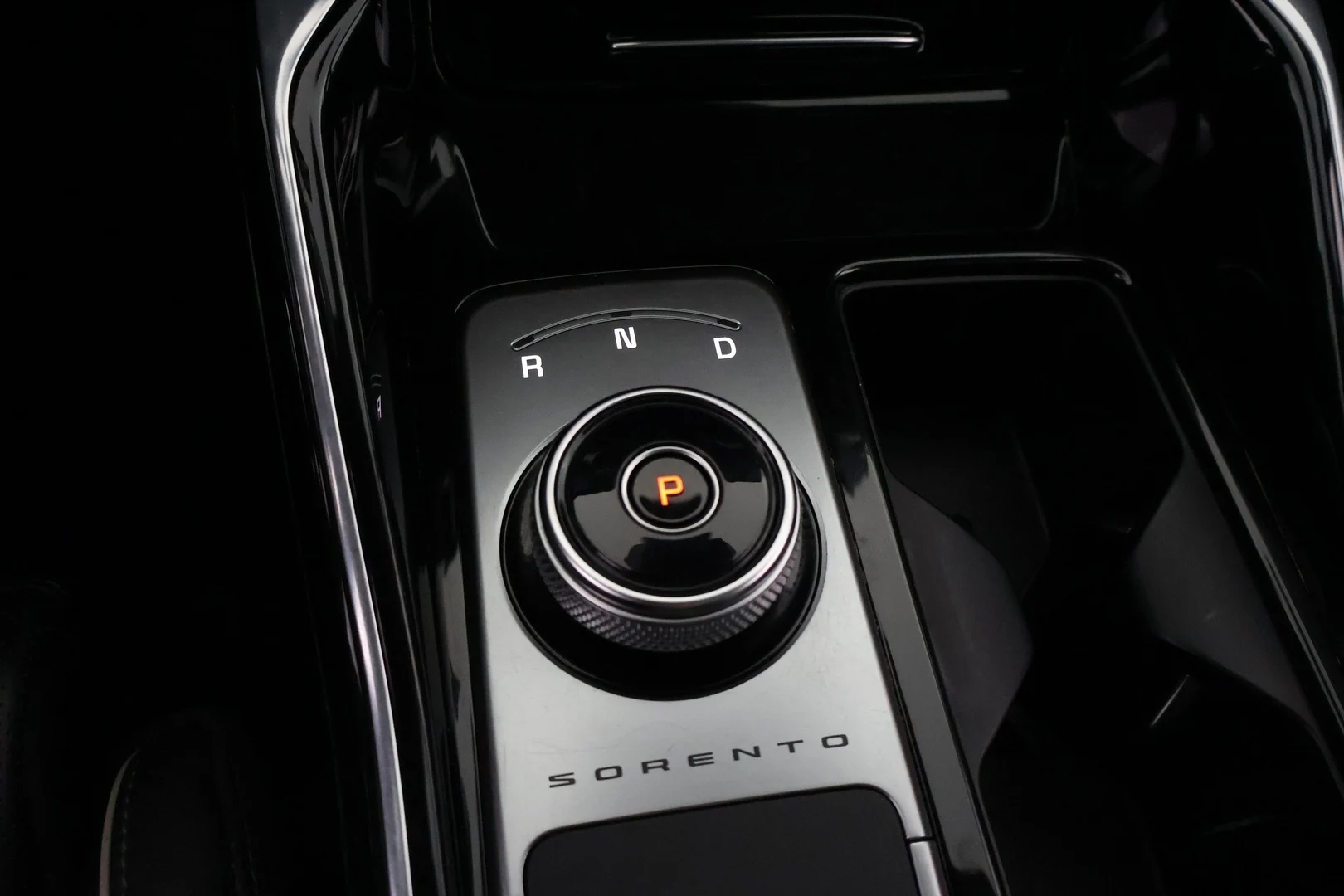 Car Image - 1Oh8HDA9EIpJNoNBcOuSWT