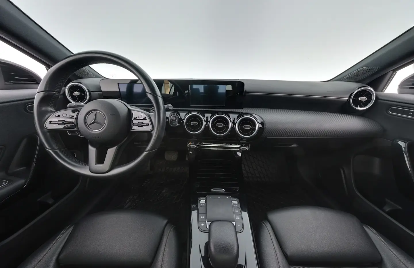 Car Image - 7F25BBbMBP6ziqZHOugbmD