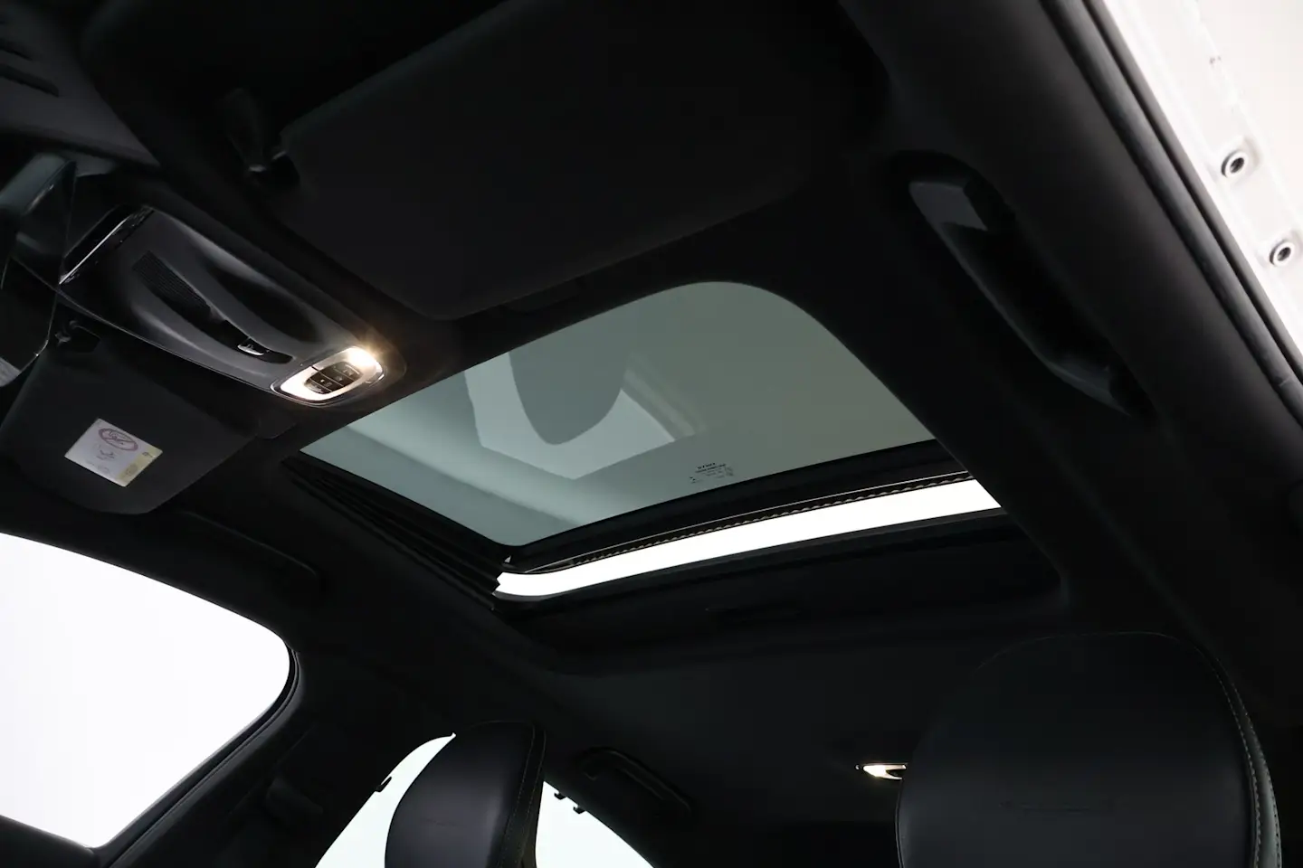 Car Image - 4N8yFwpk9nY6KOgZEsH4VP