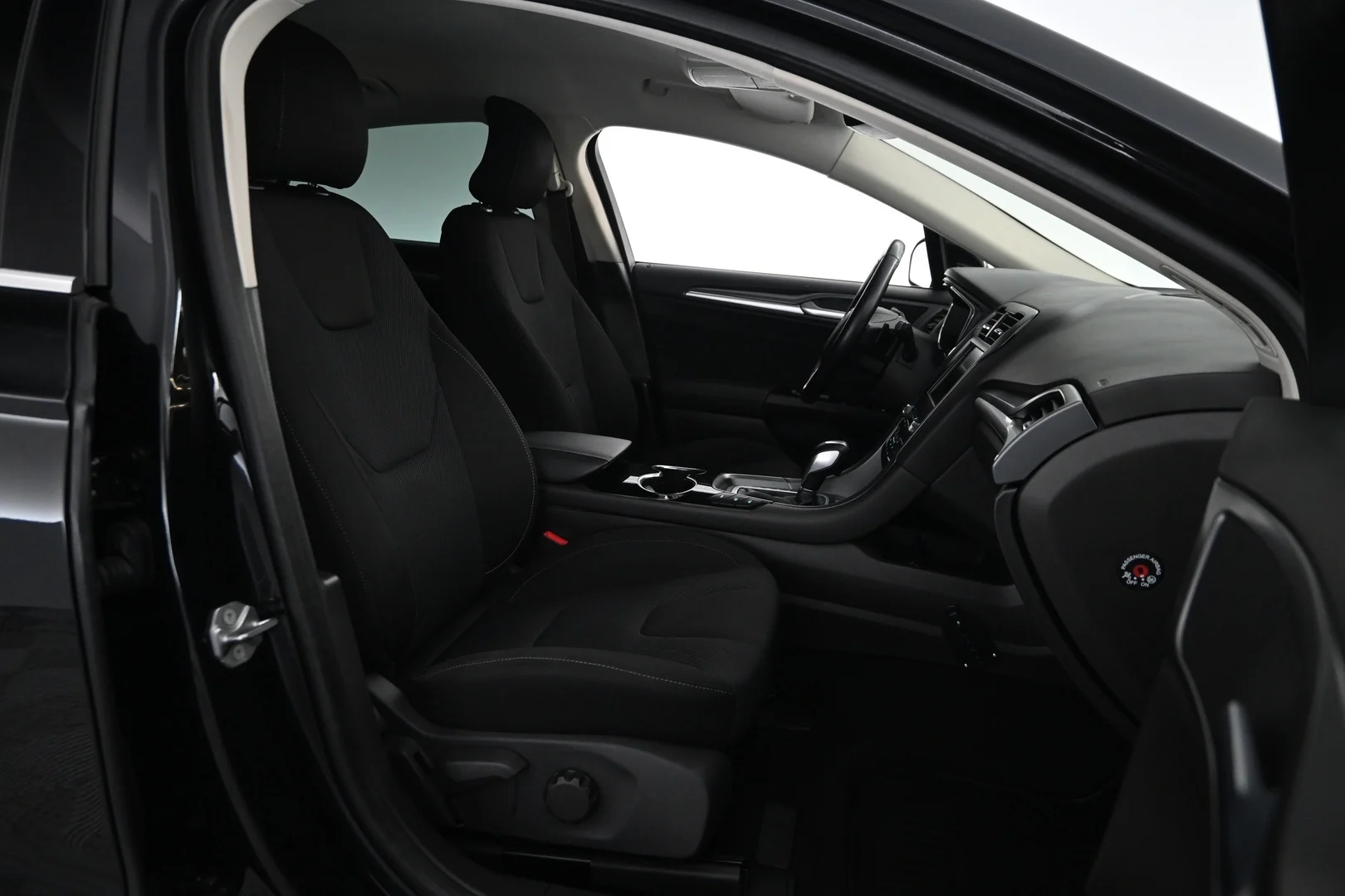 Car Image - 5Oc5zsD5UzJQ9ZnW7aX9uw