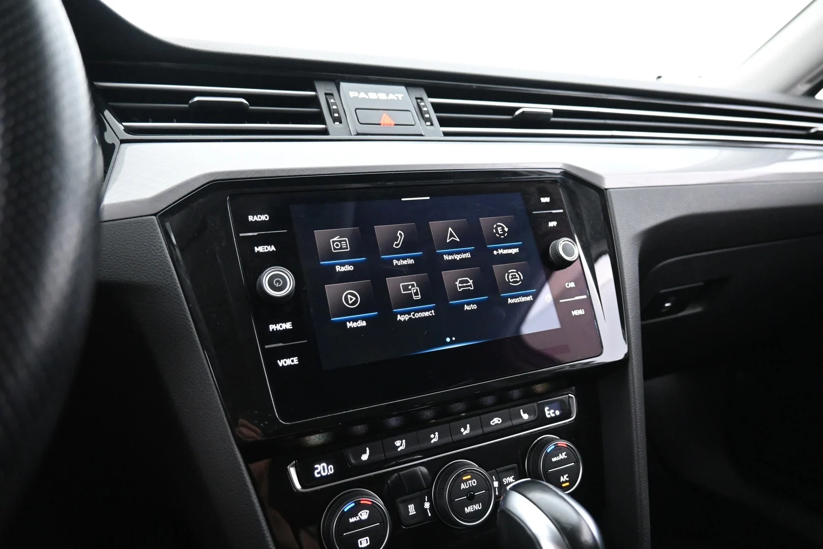 Car Image - 3ZcTS4GAyuLLJl7HdsAbTs
