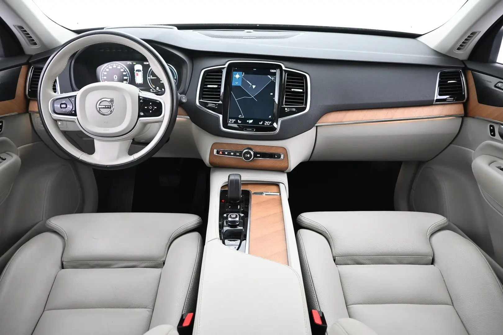 Car Image - 4wzFSFUoCceLO8IN0rTEY3