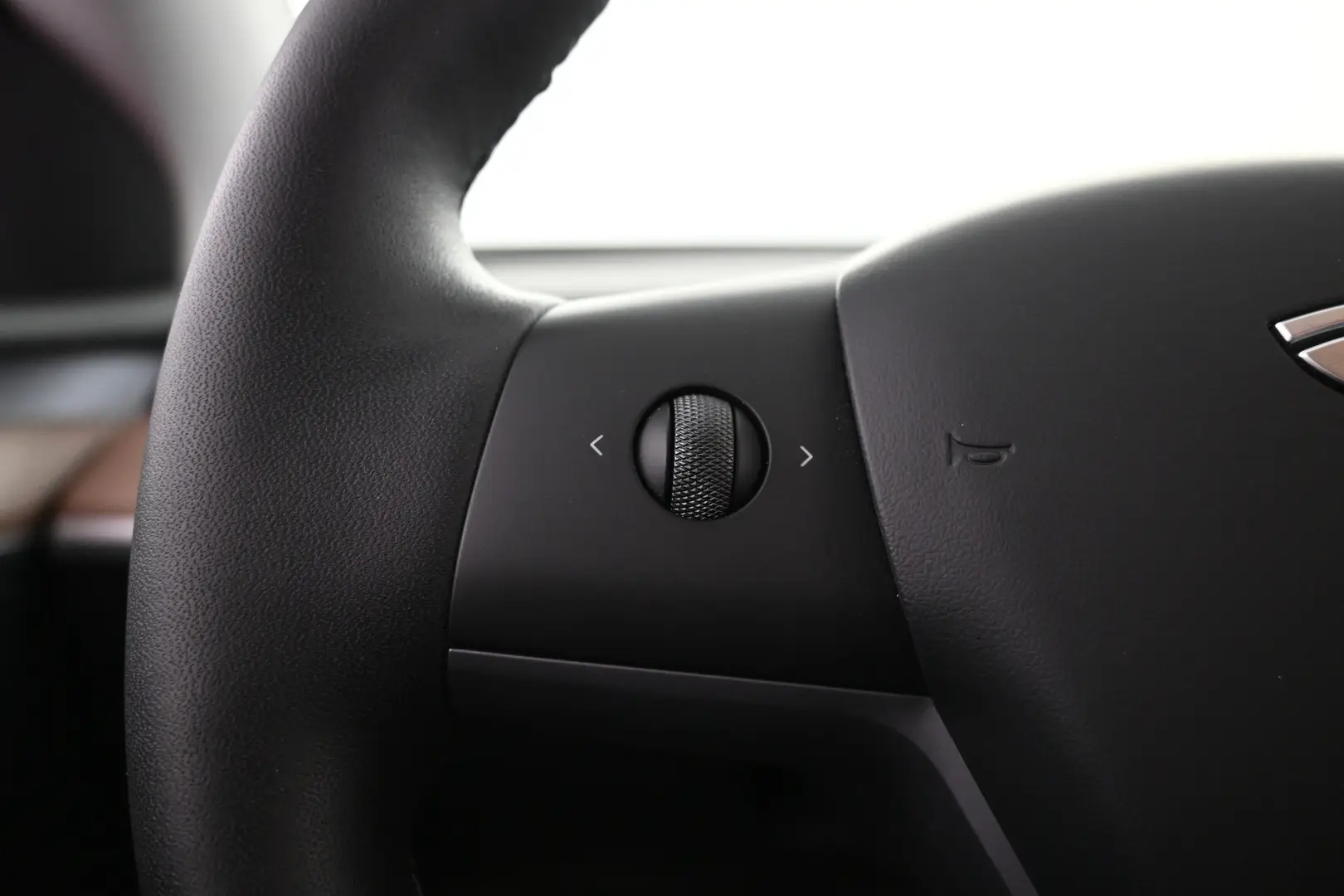 Car Image - 2hNhQksThecMSlyLFAjoDp