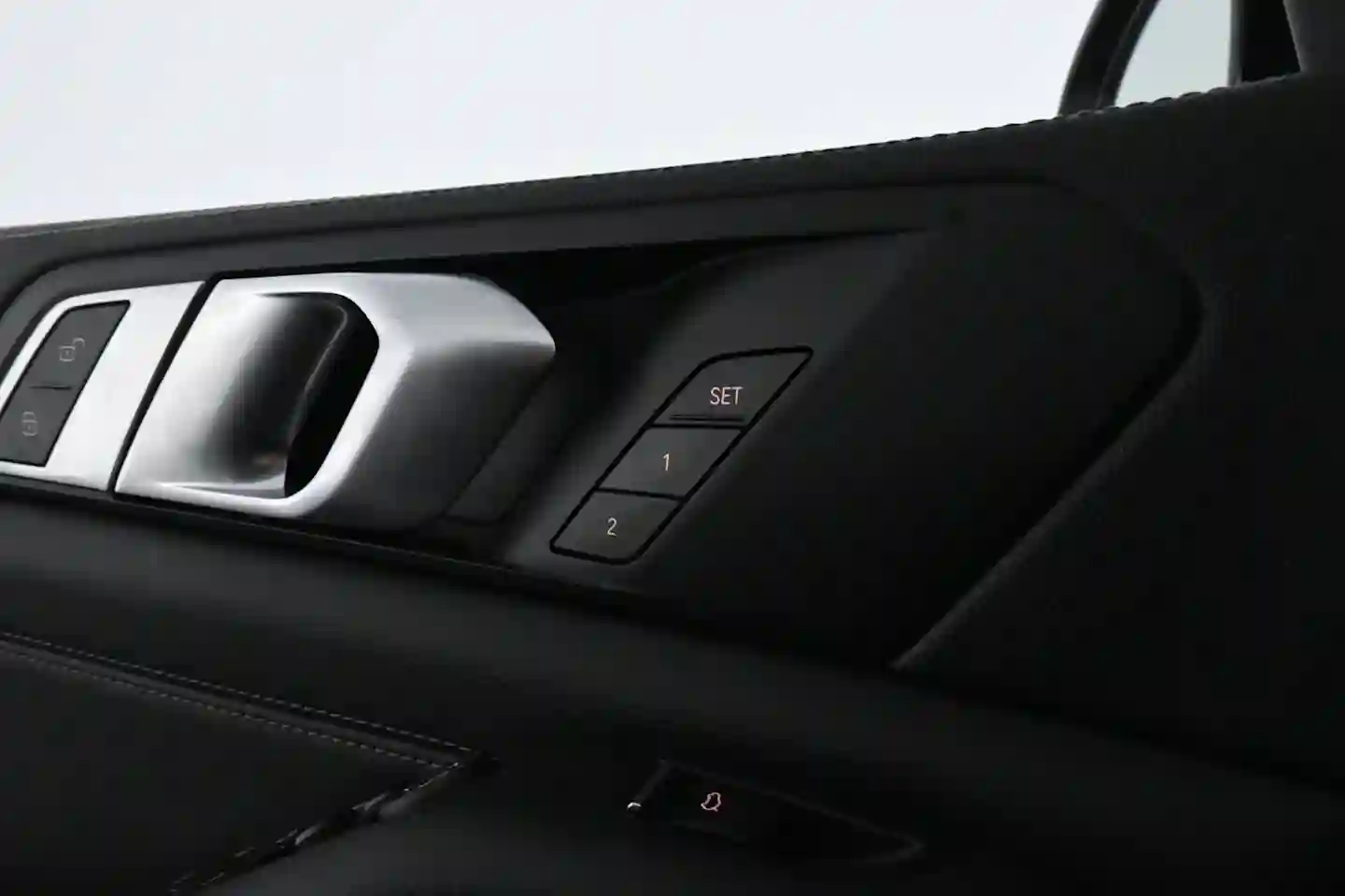 Car Image - Sv62XHijIJm7wCdT6iU6F
