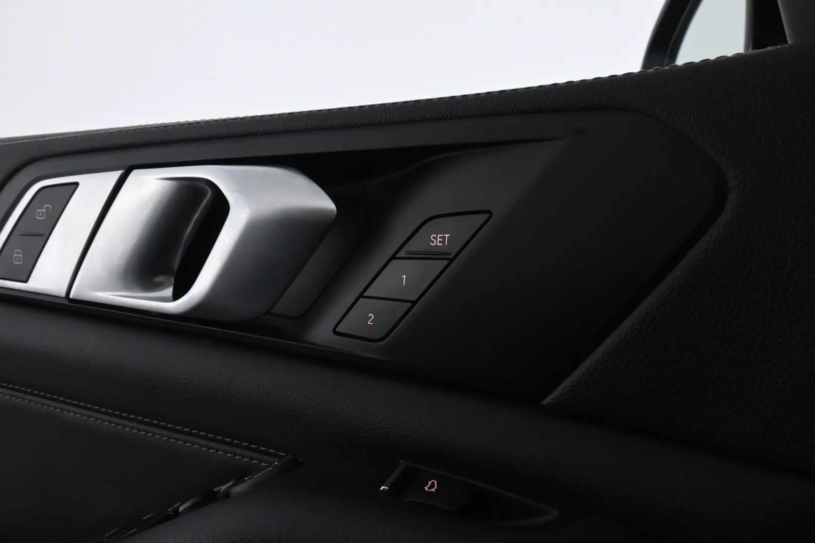 Car Image - Sv62XHijIJm7wCdT6iU6F