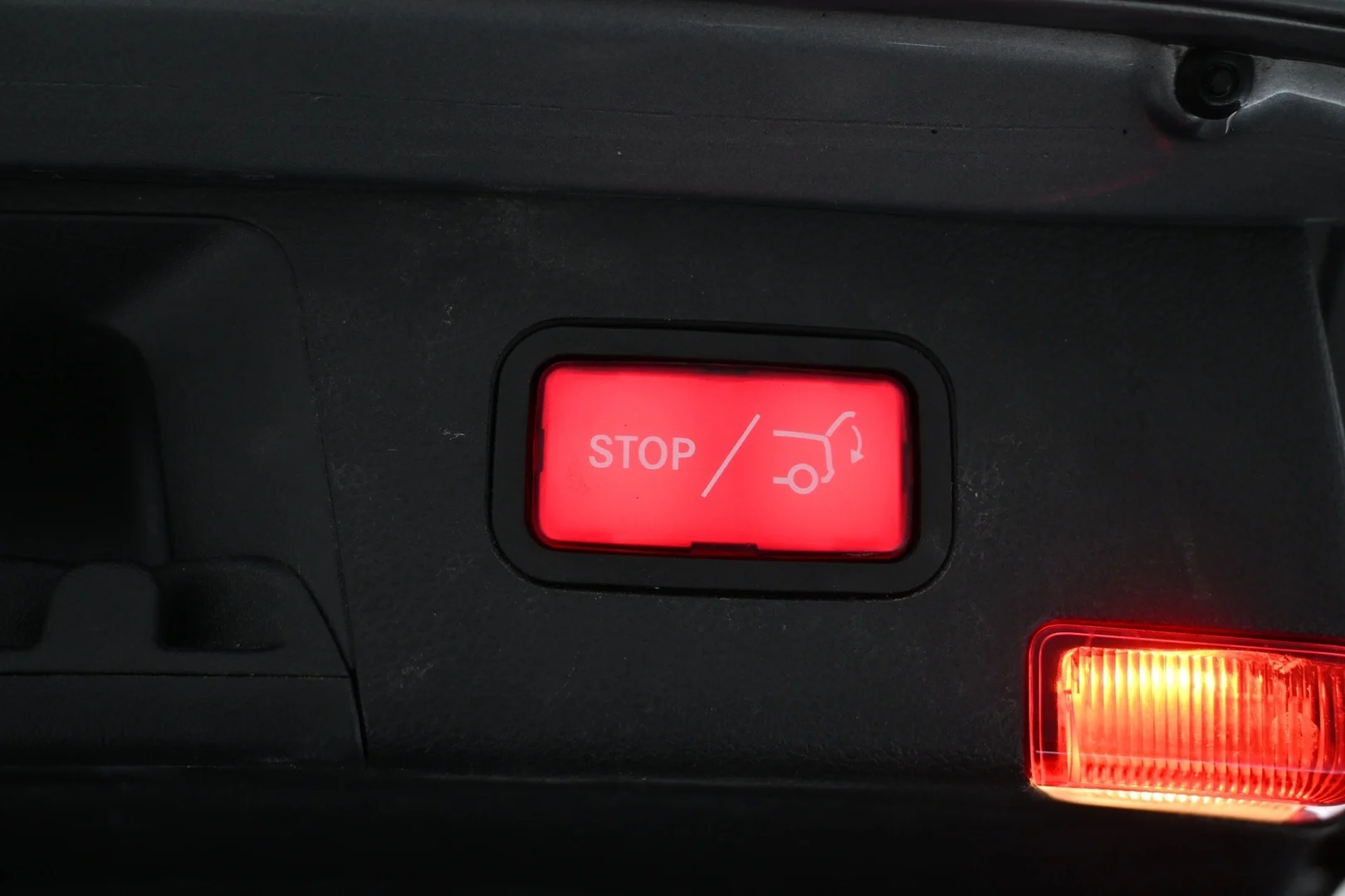 Car Image - 4frnjYyQYE9E6rubRamzBO