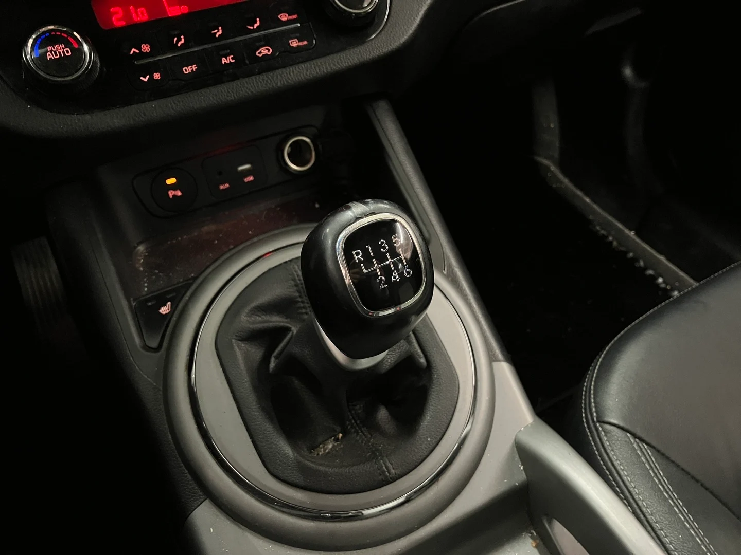 Car Image - 5LH7haFxsAr8fHmGWqVd72