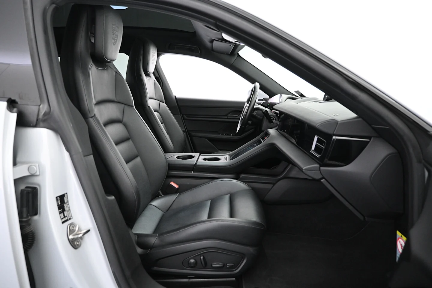 Car Image - 5P6pPpP8TvHTZp5pgV672S