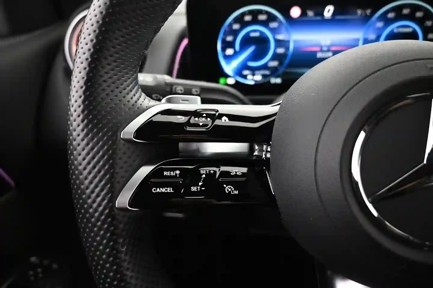 Car Image - 7scKfHGhw6iFxt7nR5FEr0