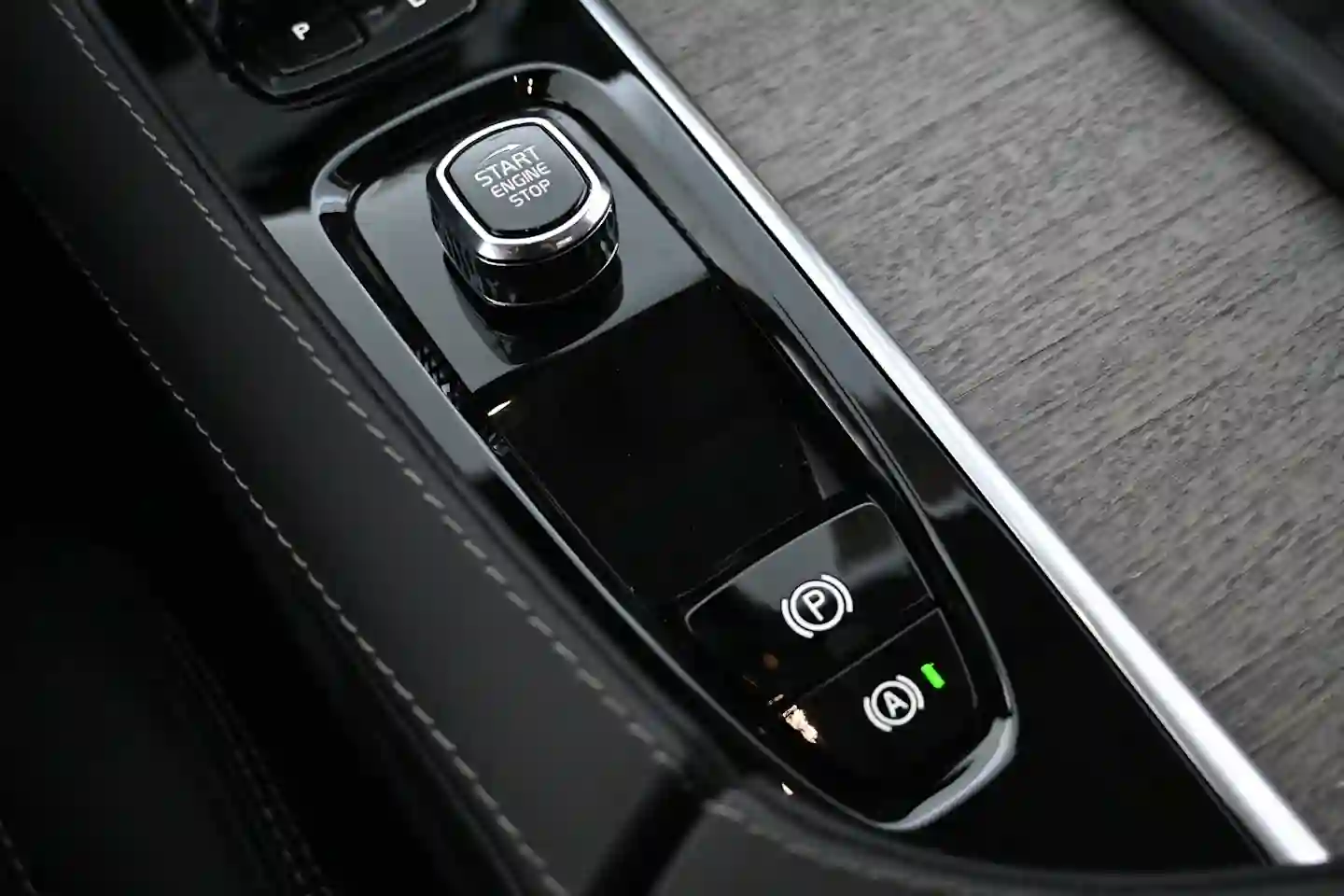 Car Image - 7h8SUBjdtpQz7vkv2F3MgF