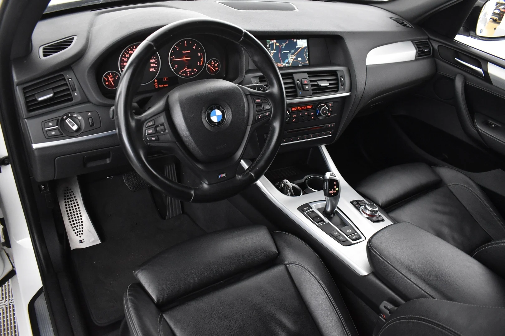 Car Image - 6WioC5F0jGmLZjrQWdCfiW
