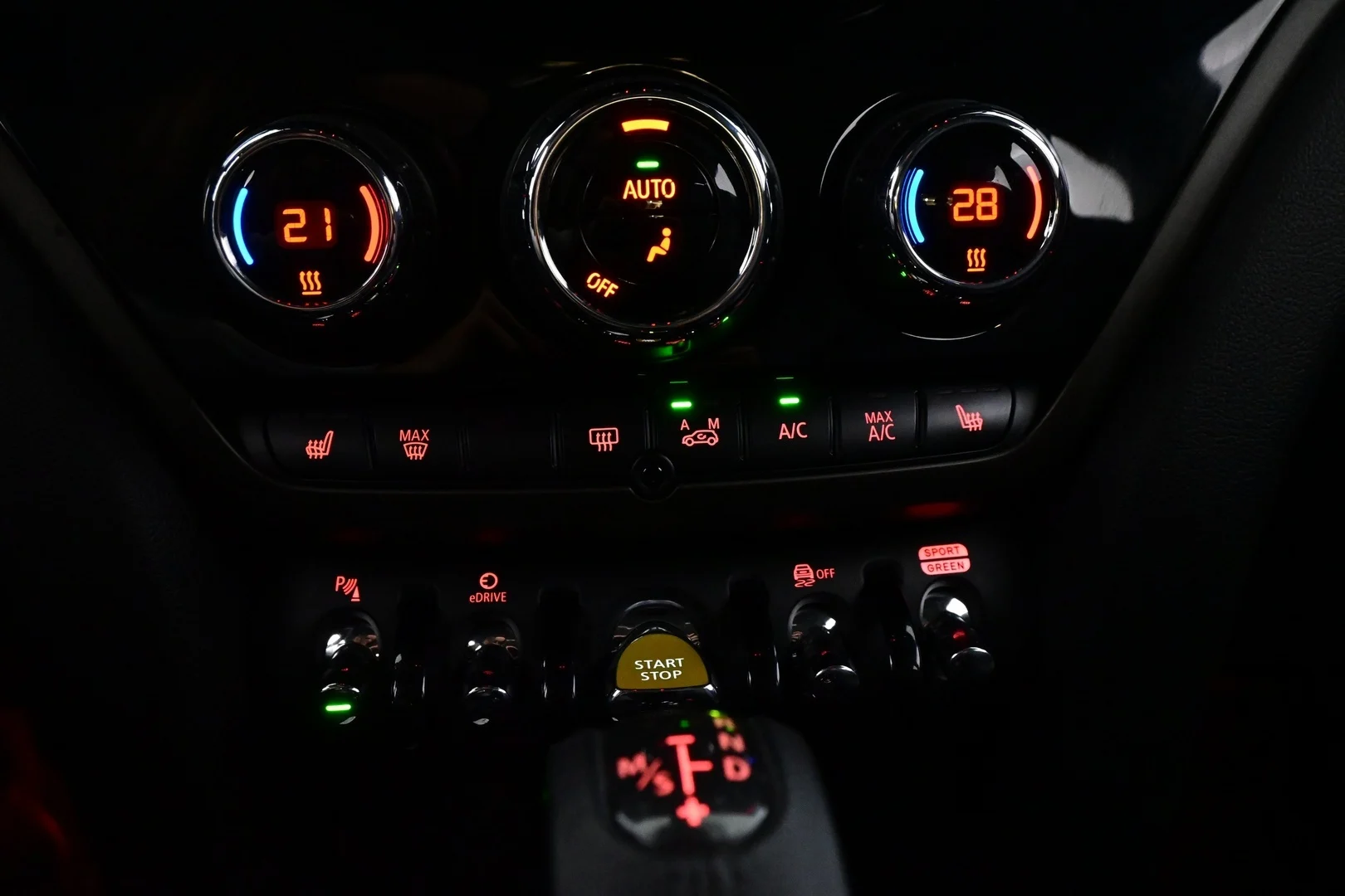 Car Image - 356o103FdQnNXInAAZi7QW