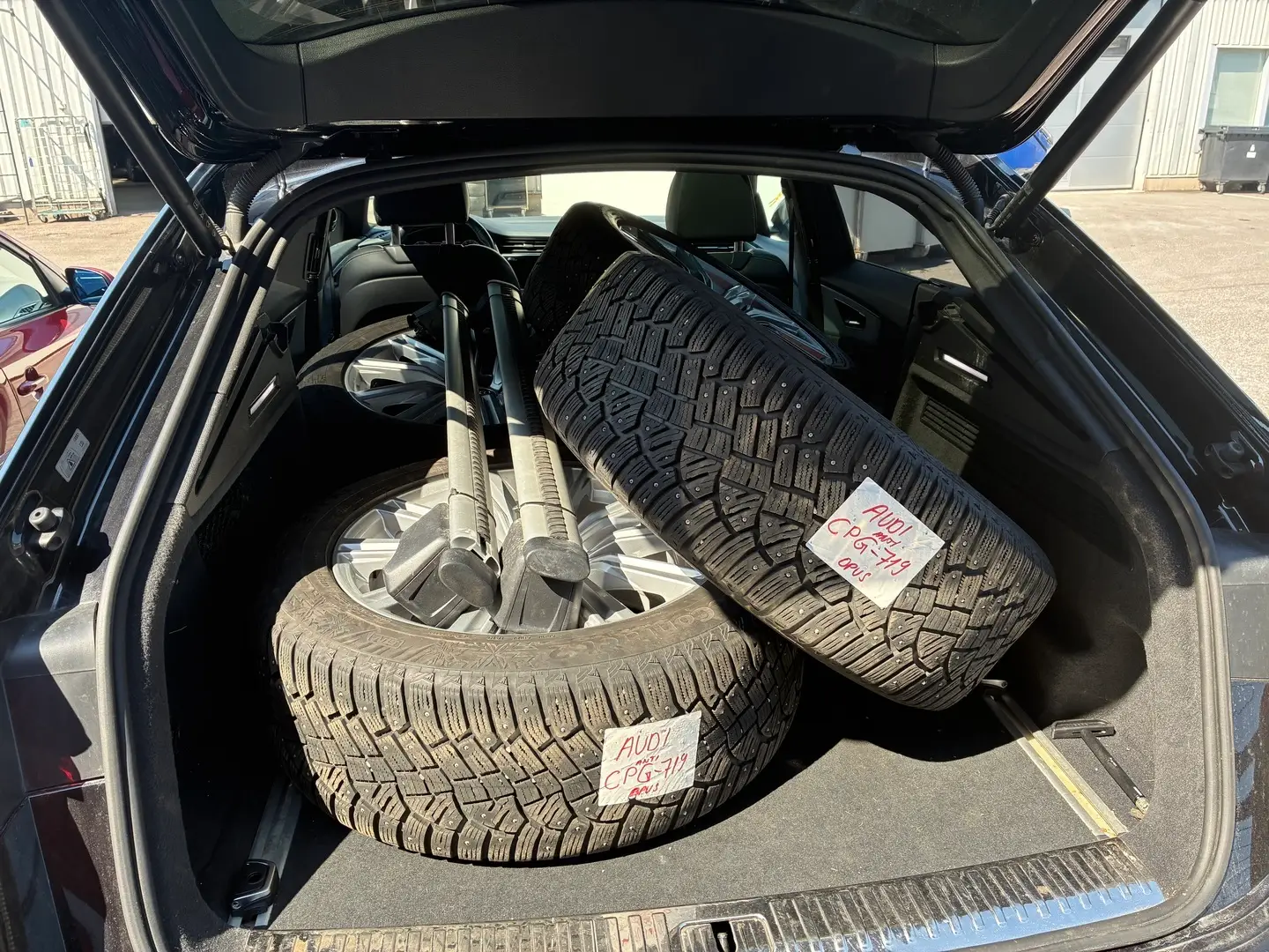 Car Image - 1qfI4qBRD05zFUSeRRjZOm