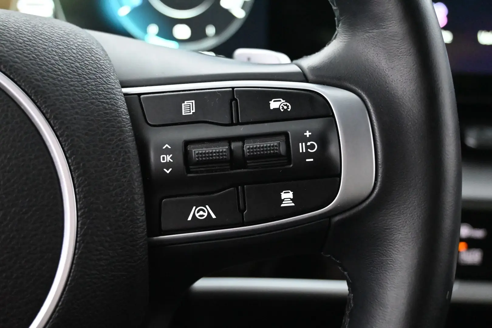 Car Image - 4S5RC6PTPbGFSrmMBFkD7G