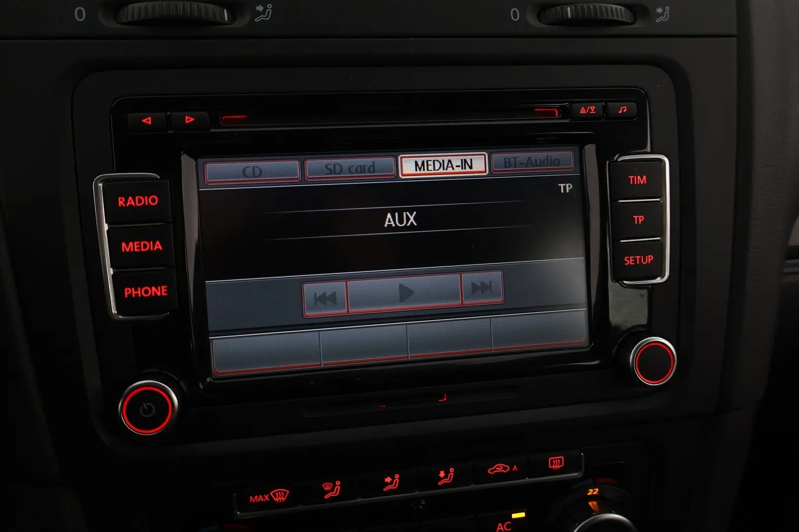 Car Image - 39RWFtxfqNGxVJLRYmLmDo
