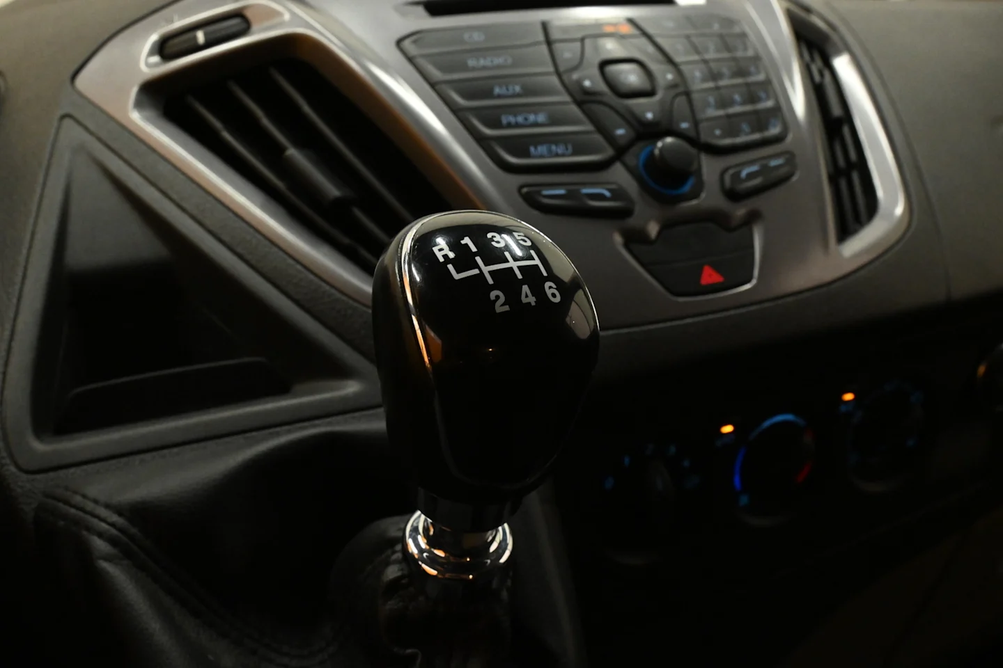 Car Image - 4Eex9INXQYbOcS3fukF7sl
