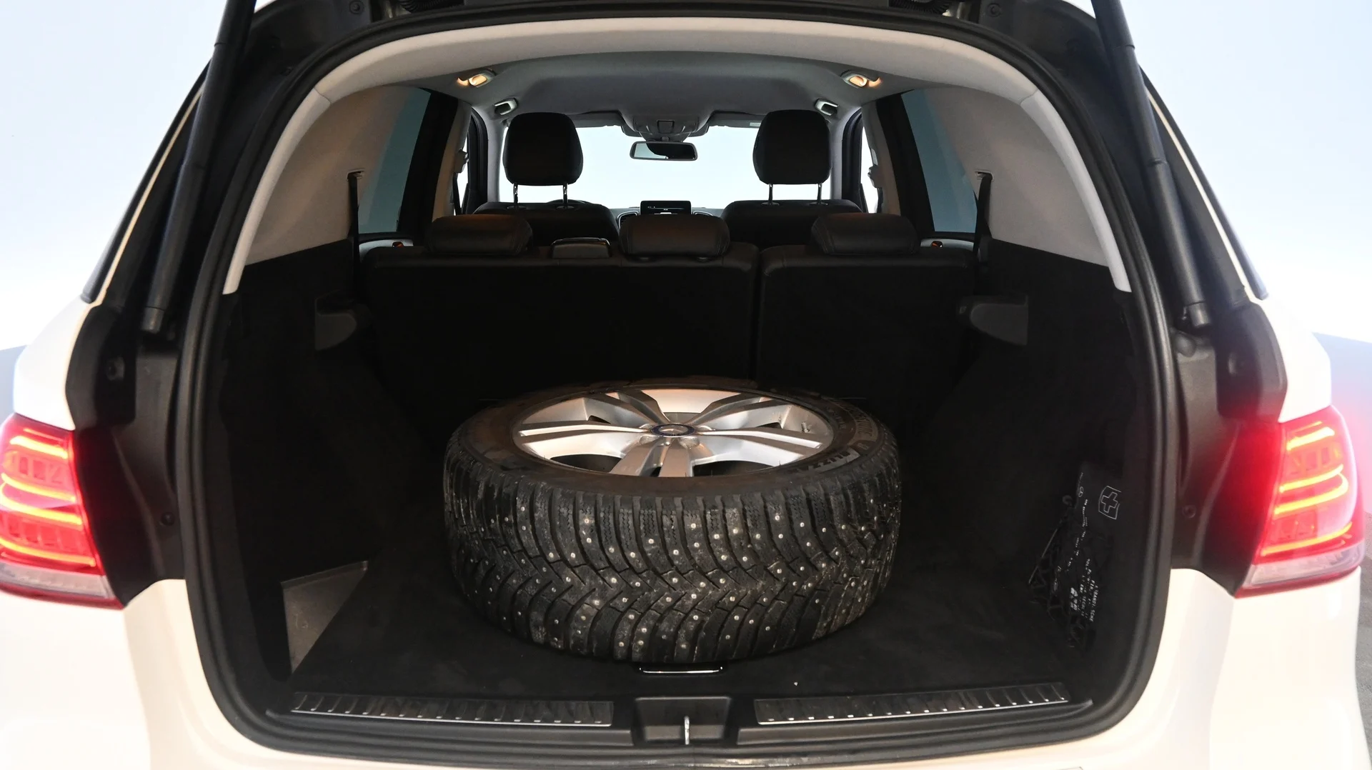 Car Image - 7t2t9mH9moFXthr6UjG964