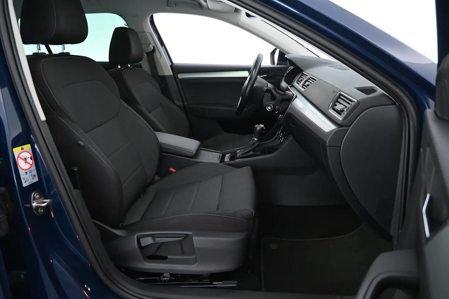 Car Image - 7Gl8gUIxWy4PEYteiOrI8B