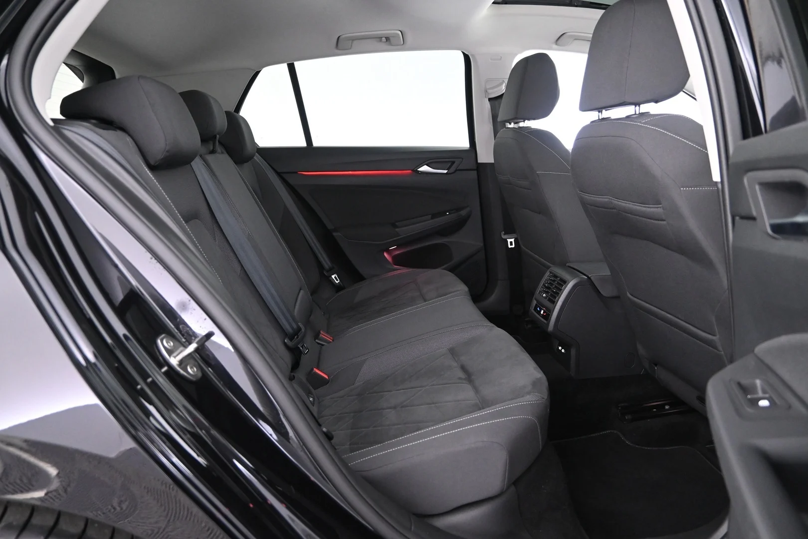 Car Image - 7gvloHzrFjMWZfaqs0hXGm