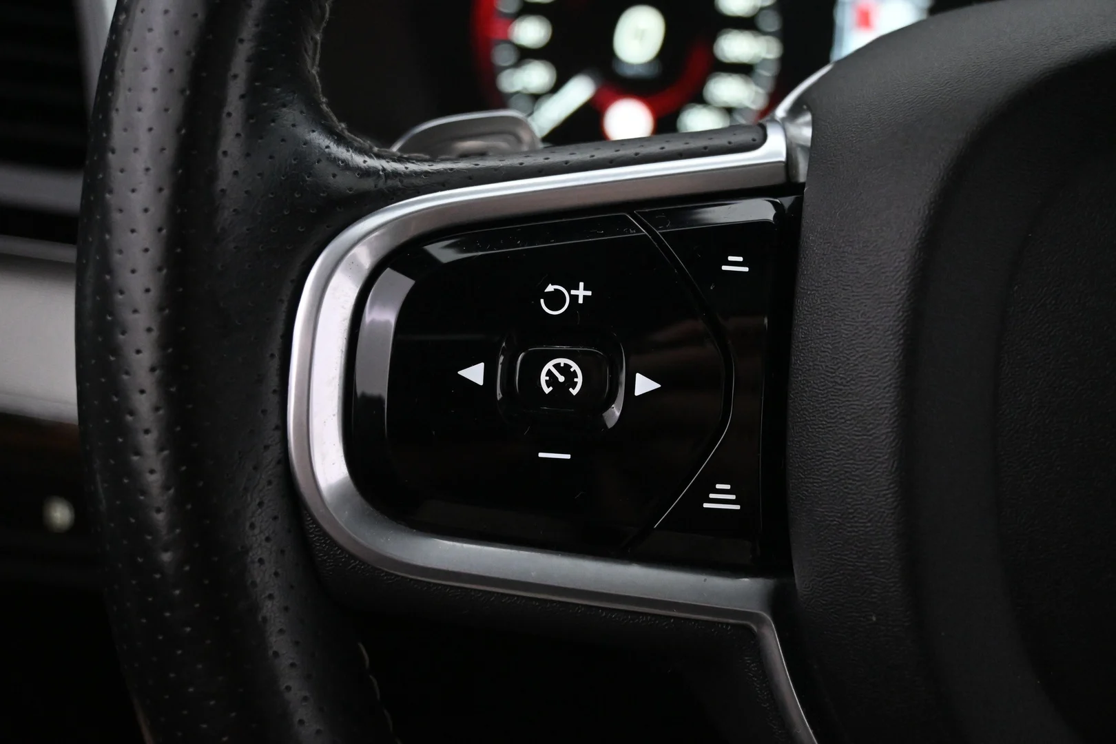 Car Image - 3G7DOvFCMcKR7GGWDRfz8z