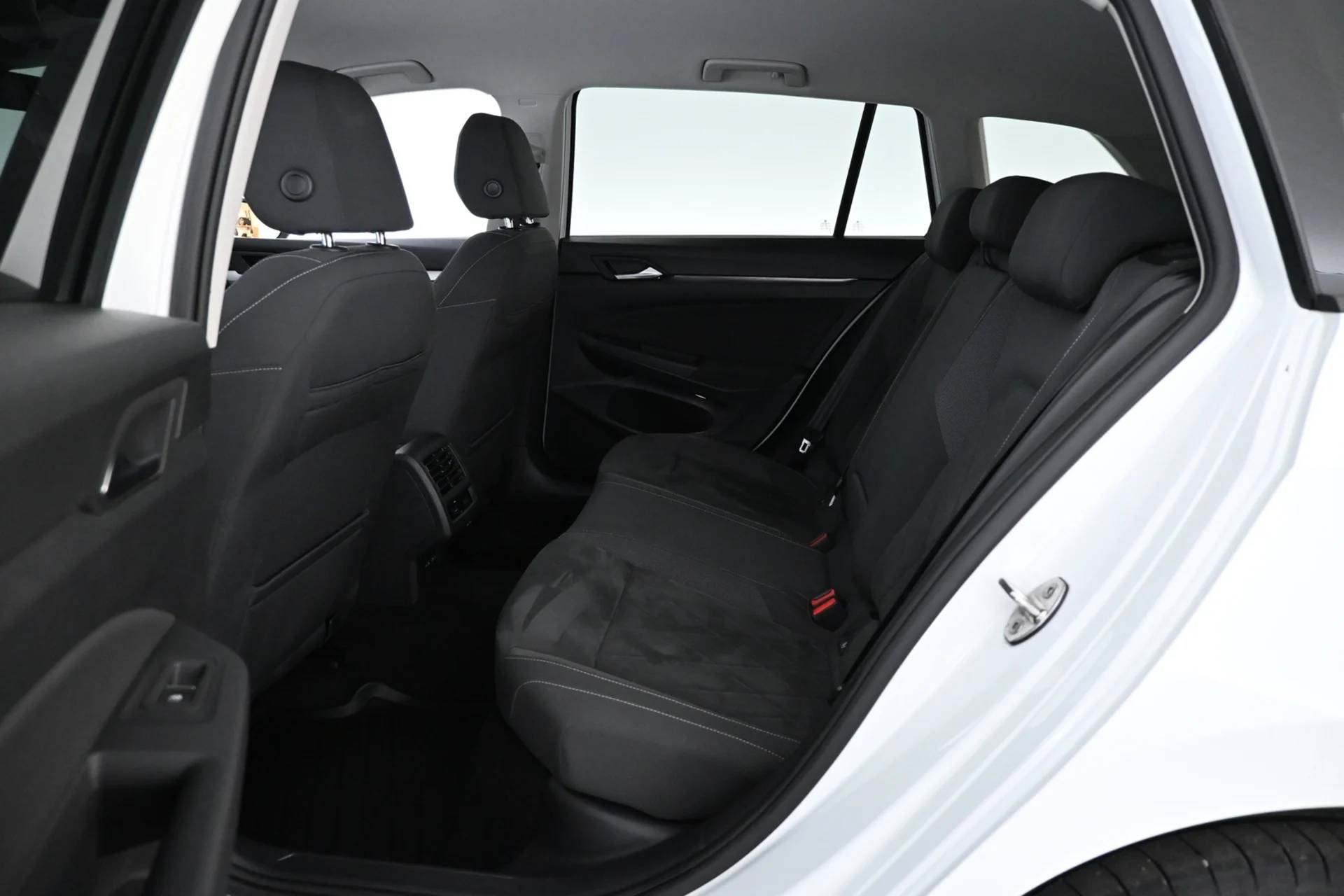 Car Image - 1c6mf4mkTDjaKwf2BcQlU9