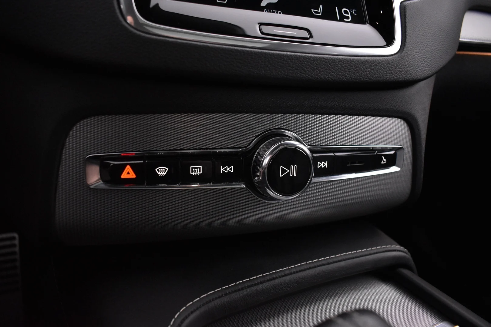 Car Image - 2iQz5zHfzg5Fzf7yNkMbRa
