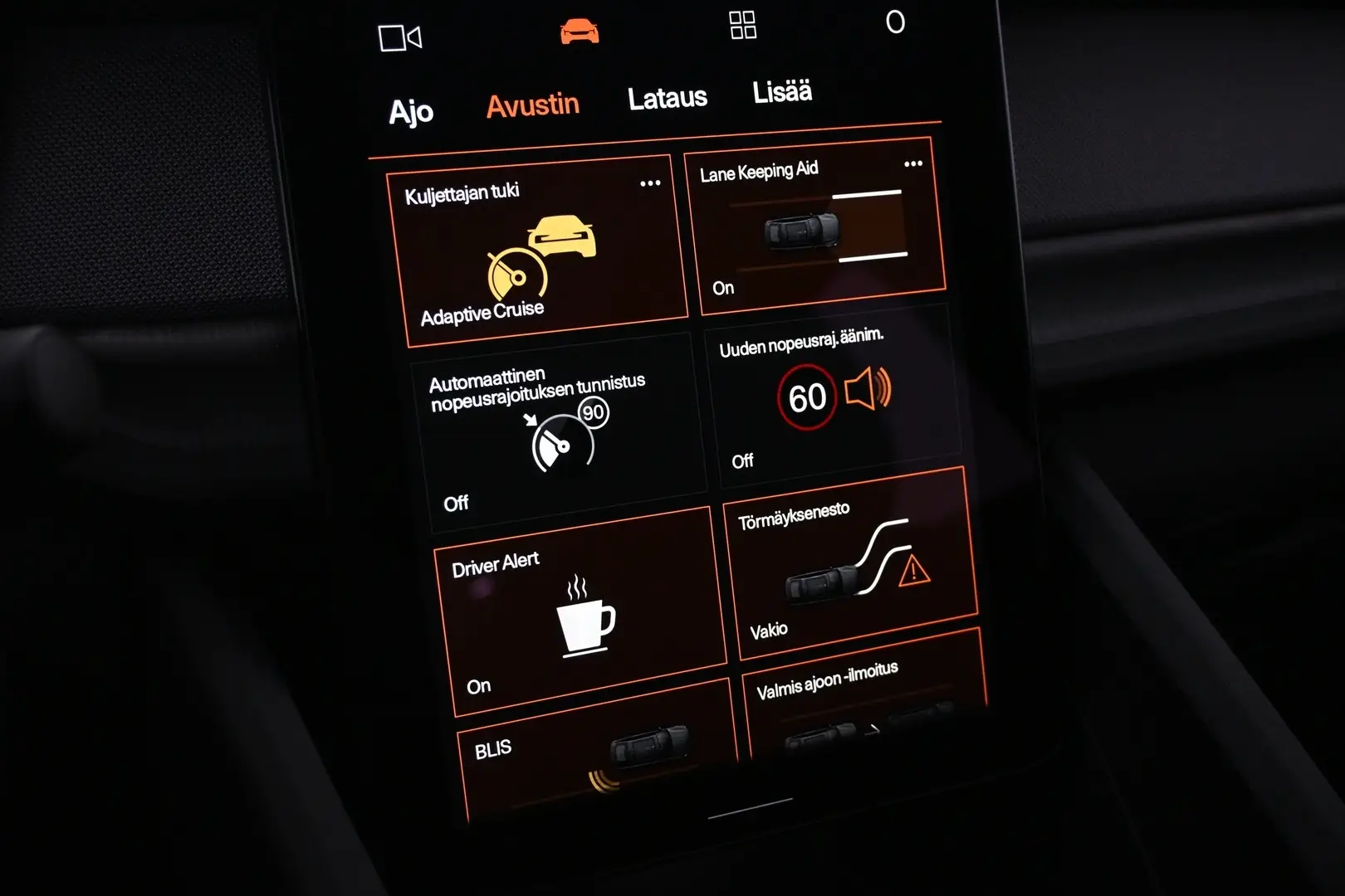 Car Image - 1aJ5UANVnX1uNafFYg8Muz