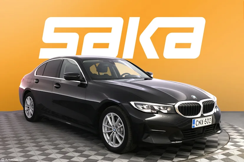 BMW 330