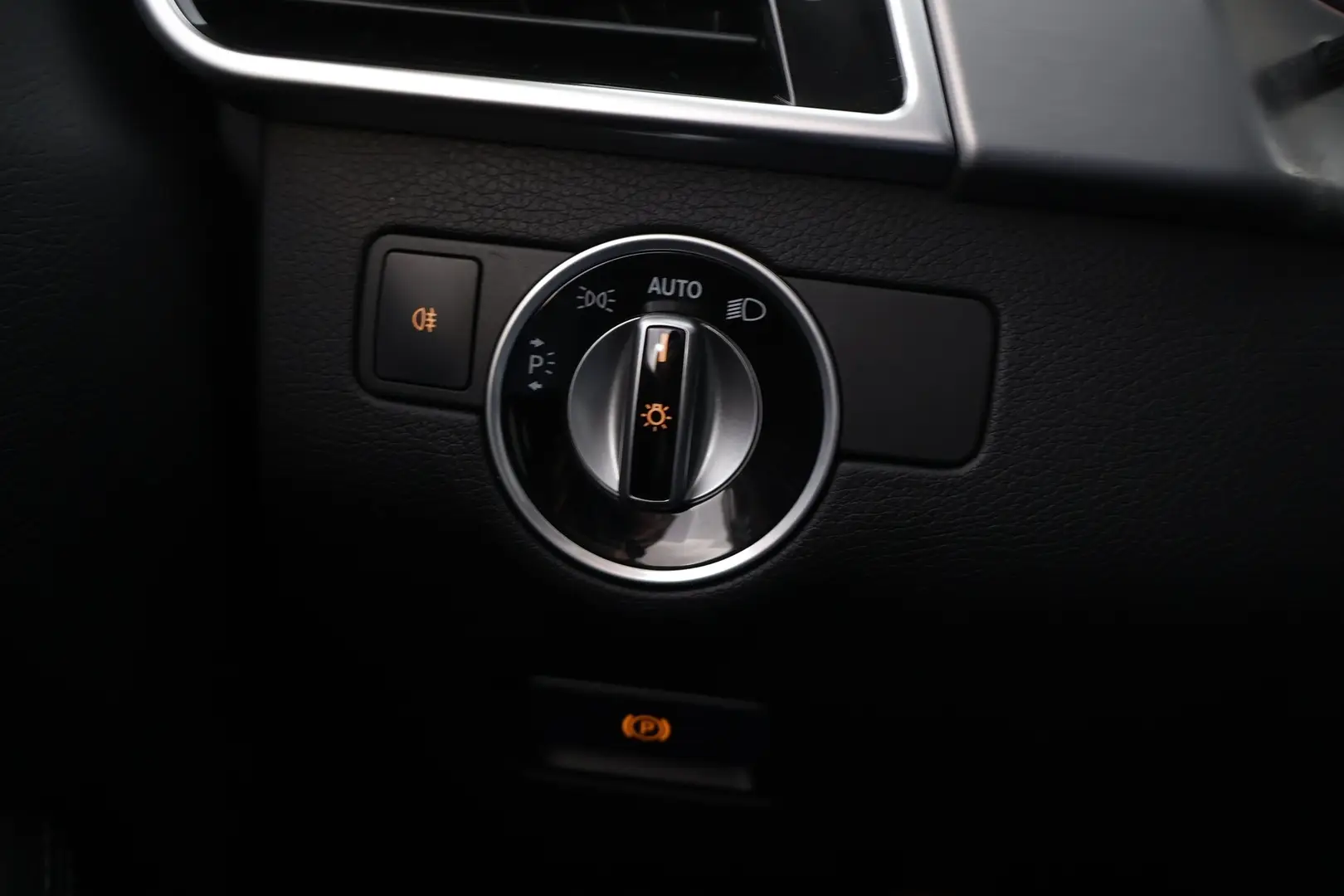 Car Image - MVyB7v0Eo1prirdmDHFDC