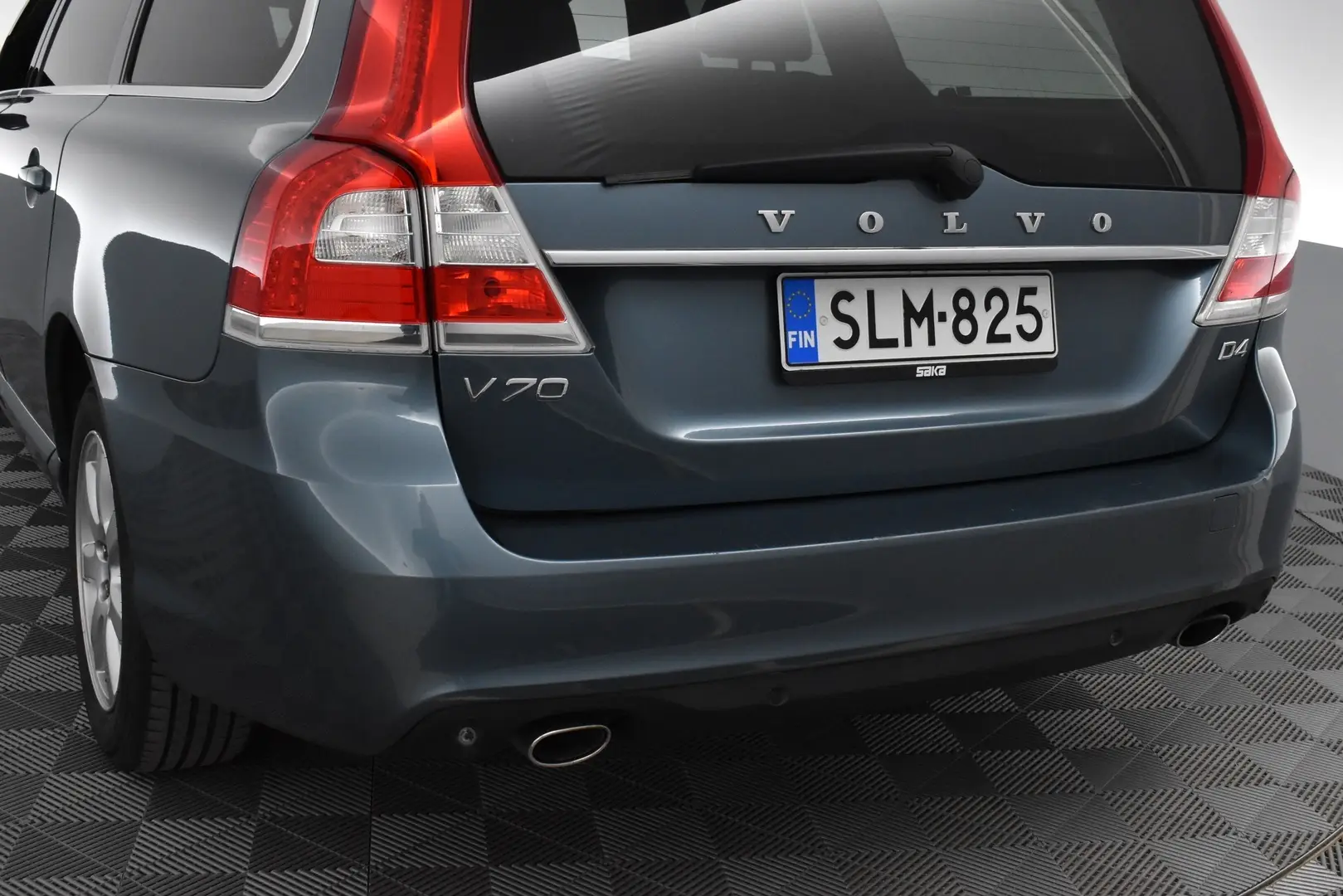 Car Image - 6swUg5RVtYa17G10GFml9b