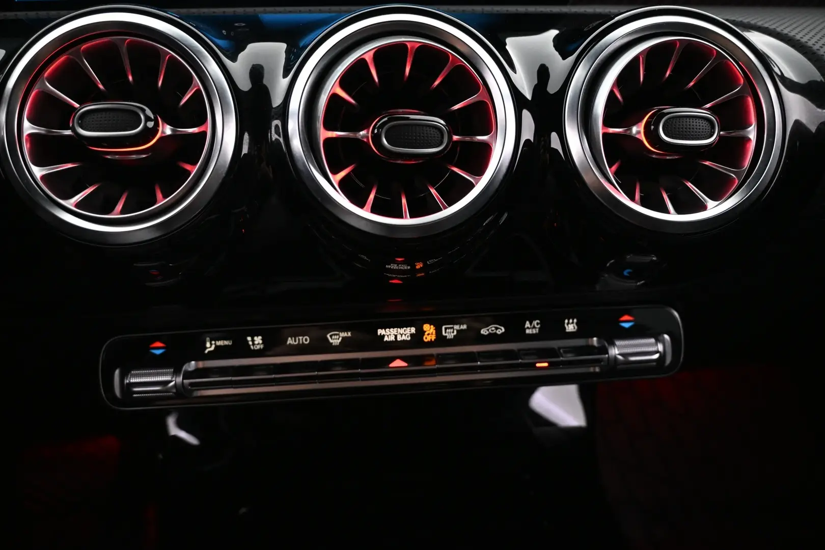 Car Image - 29sx2sKxEASAi6crPaMyM6