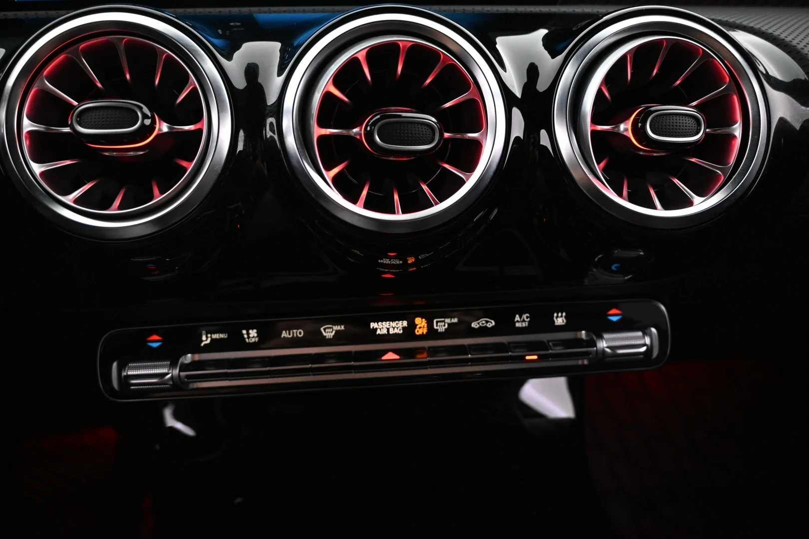 Car Image - 29sx2sKxEASAi6crPaMyM6