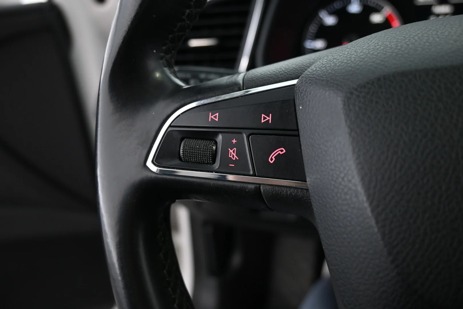Car Image - 3Ikvub2p2UZRskeQVPe1qi