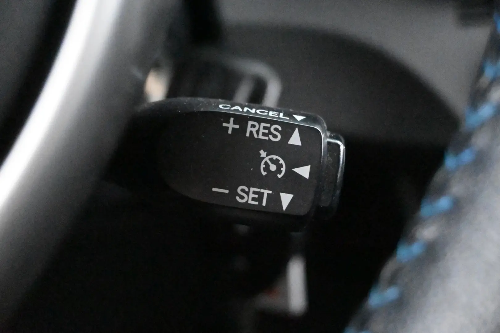Car Image - 5os6hJ2ZTwU9KkR6qMh5ev