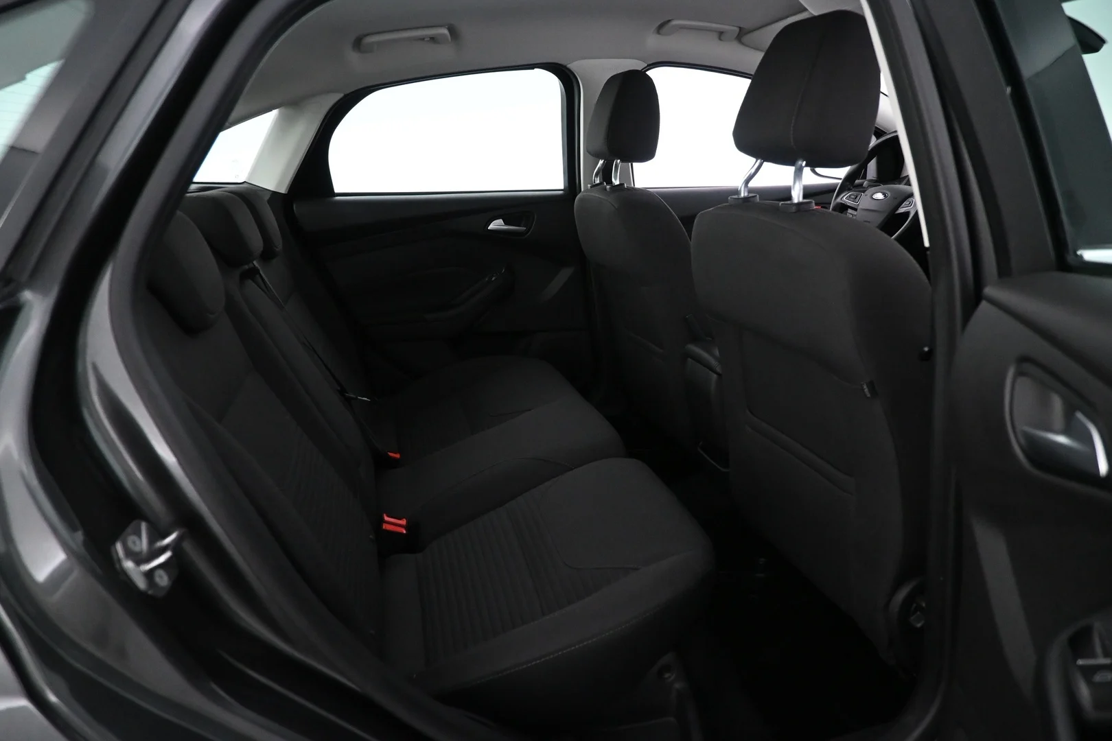 Car Image - 4D241PWdt0pzacVQFliRW3