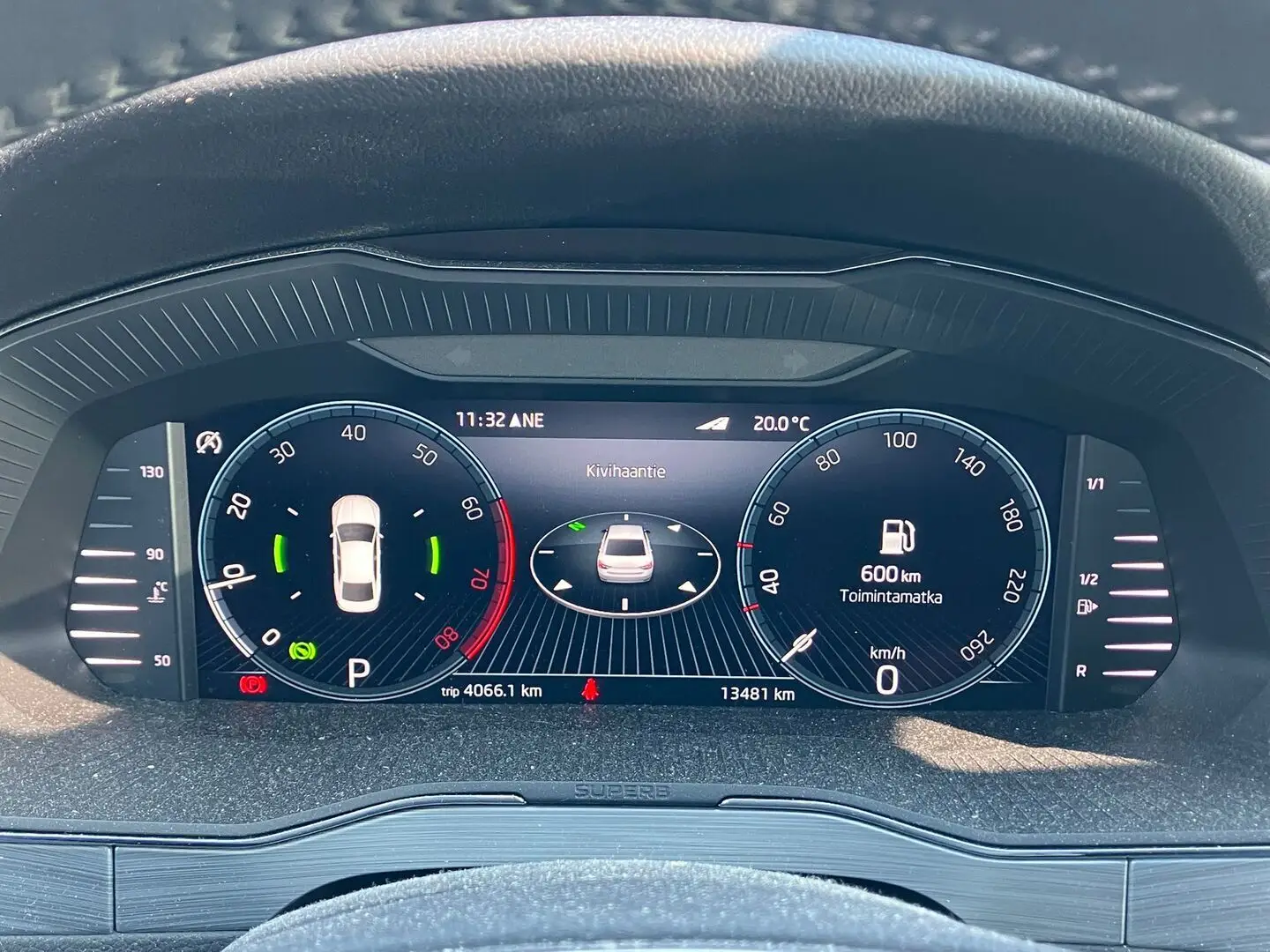 Car Image - FAcisVqUUta3EkMVpNmS4