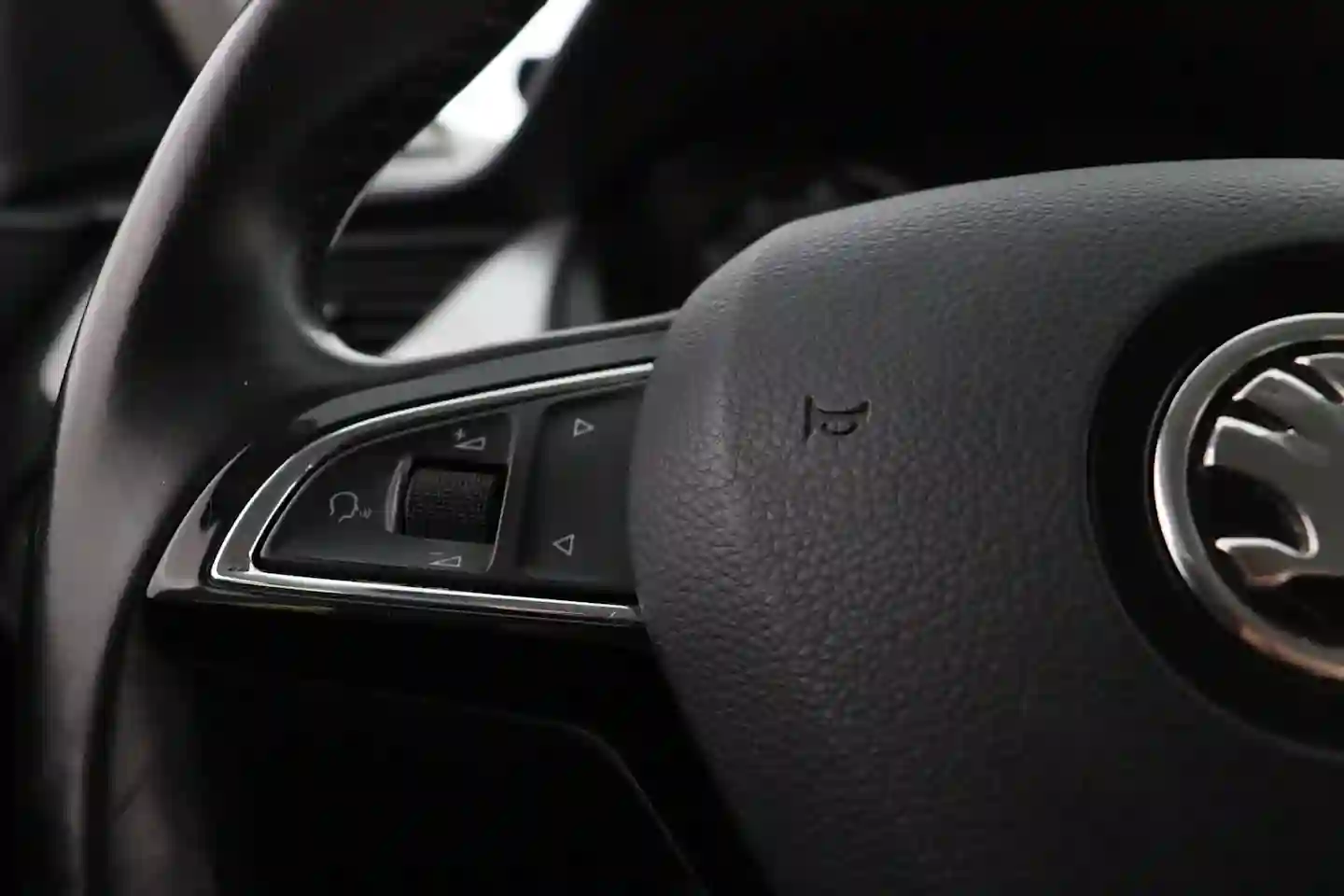 Car Image - 382ZAbqV9uz6stsAMgypEJ