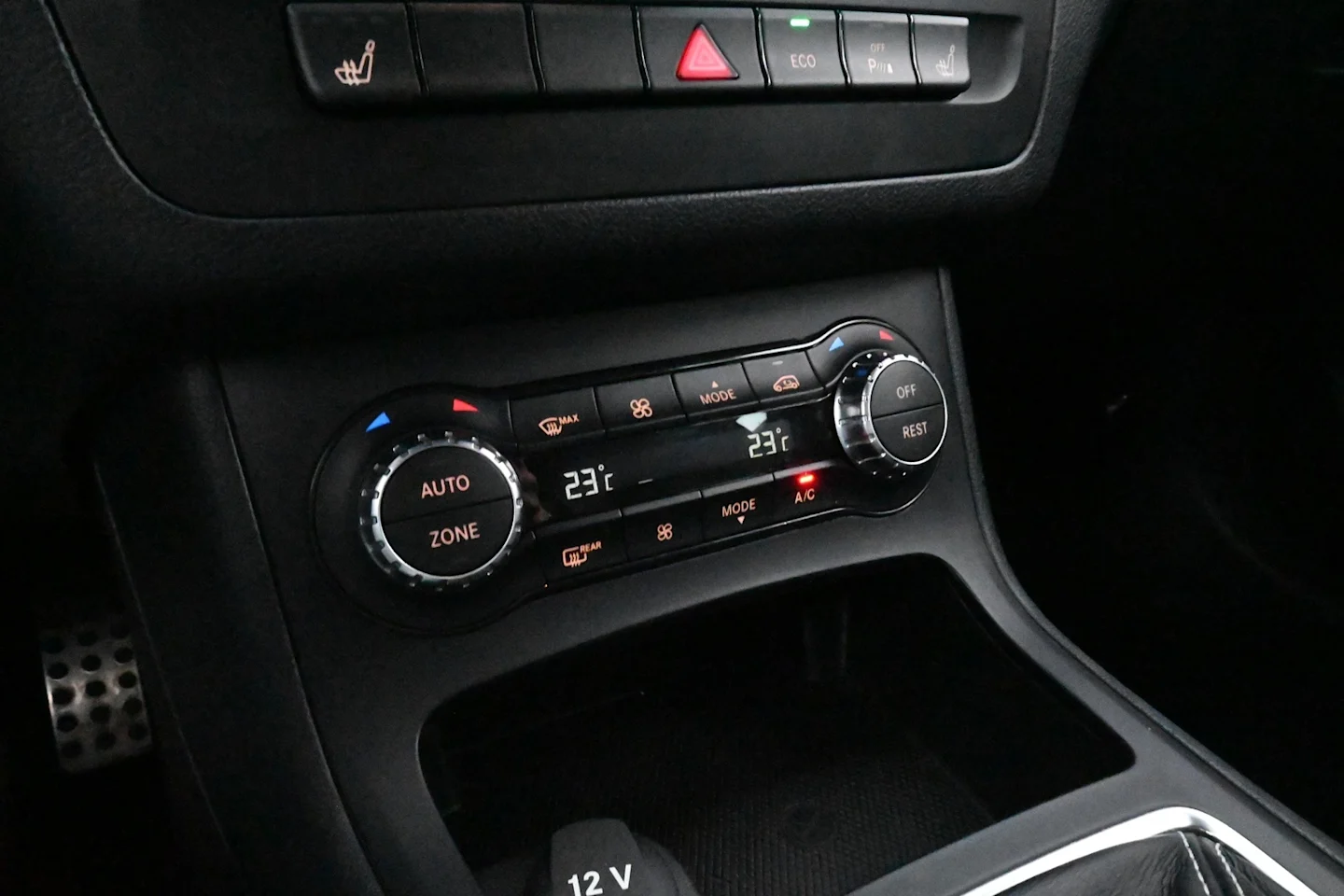 Car Image - 101yZpf2KpEGh7uISWLT2I