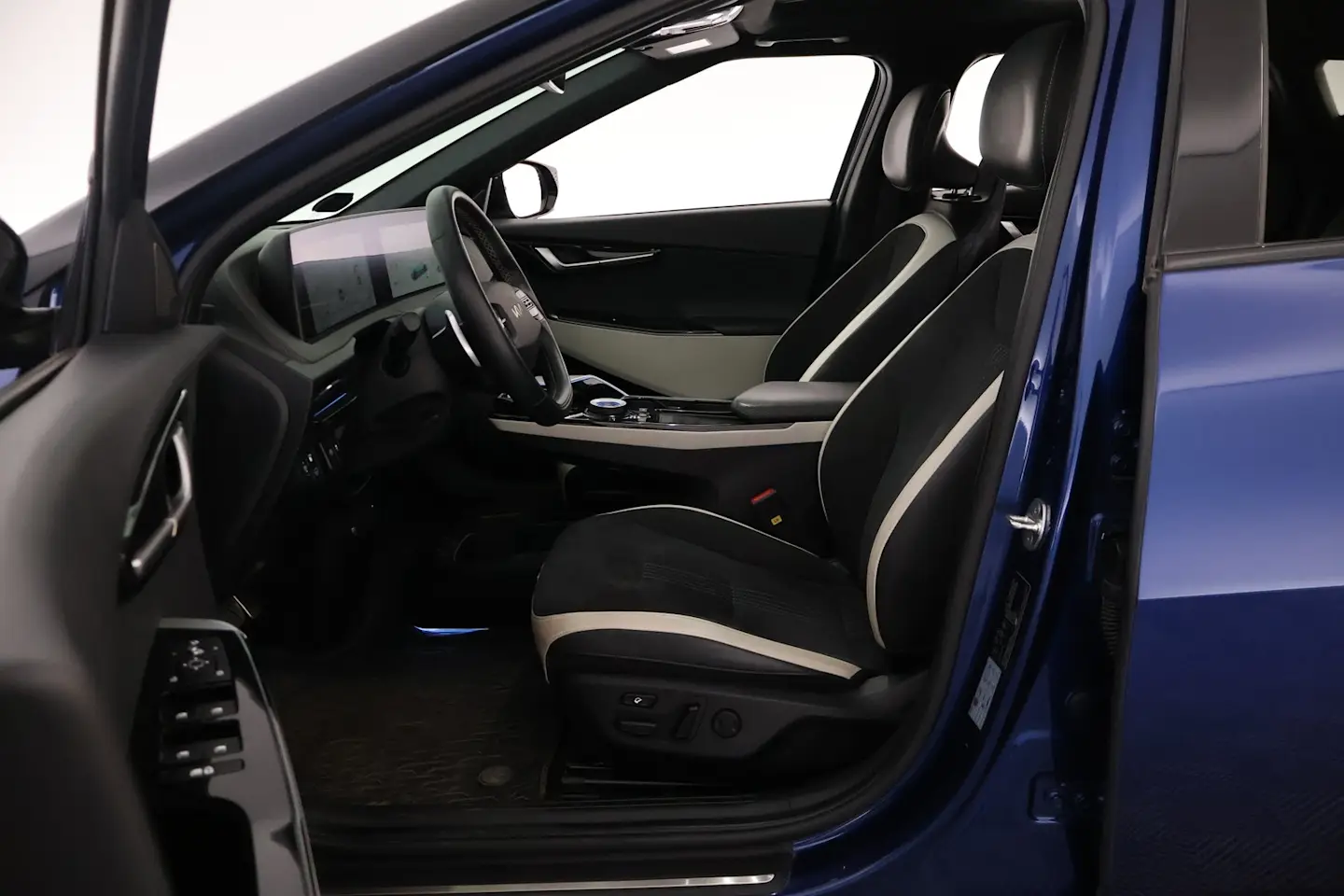 Car Image - 5R1VA3te1jc8C9kHPzs2Bq