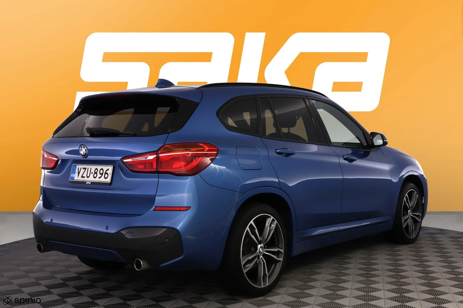 Car Image - 1x1AG3TxLNEnjLxMxMH1fR