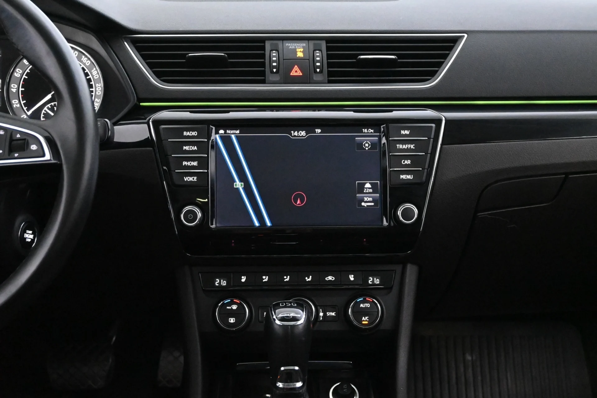 Car Image - 3cg8e9y12WzkCdigtxznQv
