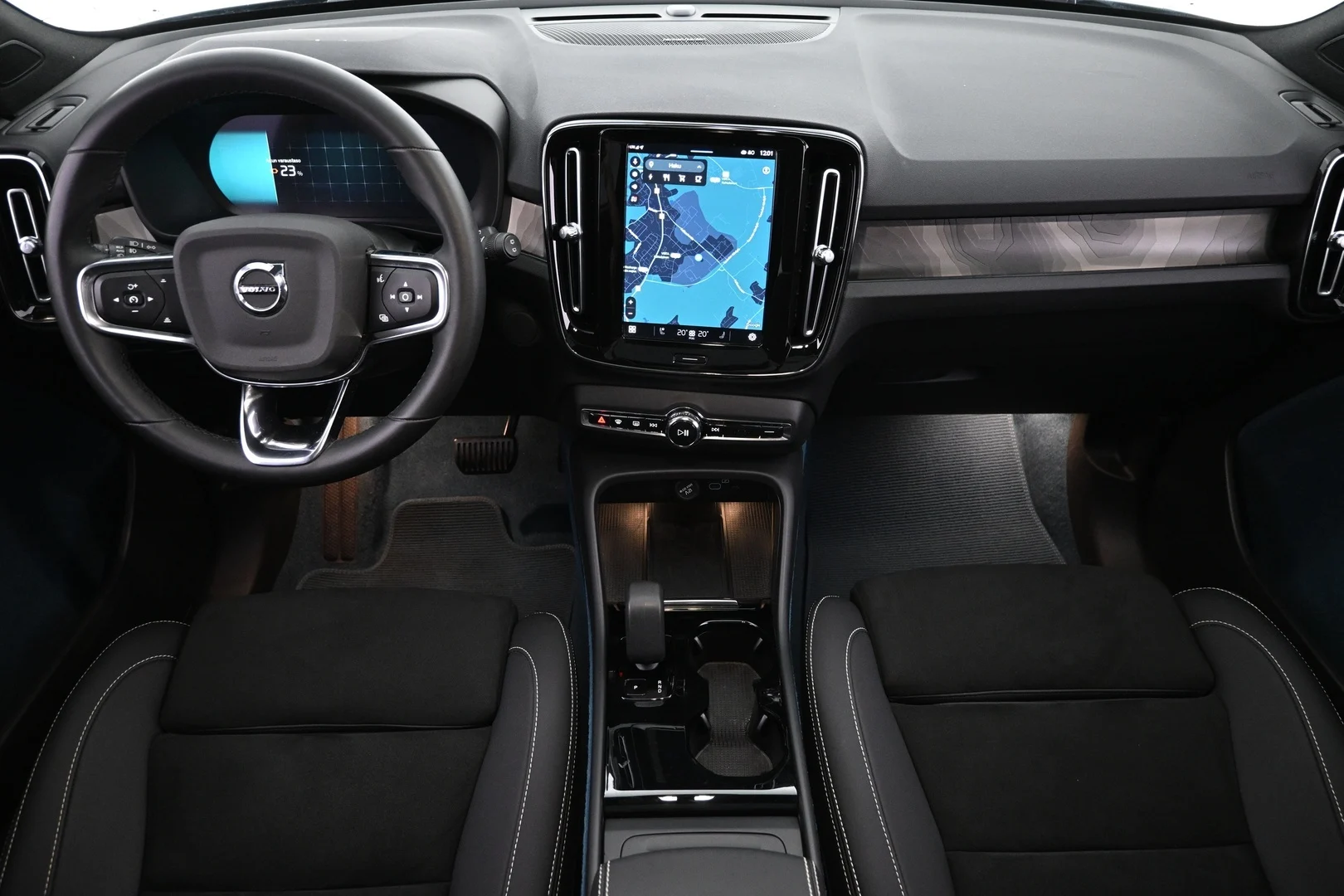 Car Image - 49n82wHPj0yv3IRcavJPNp