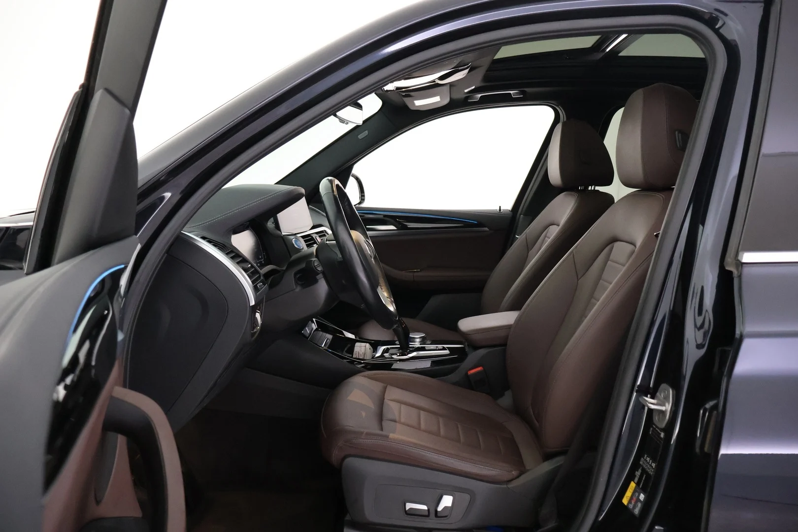 Car Image - X2DBPdBJK0BOHbaUUcaca