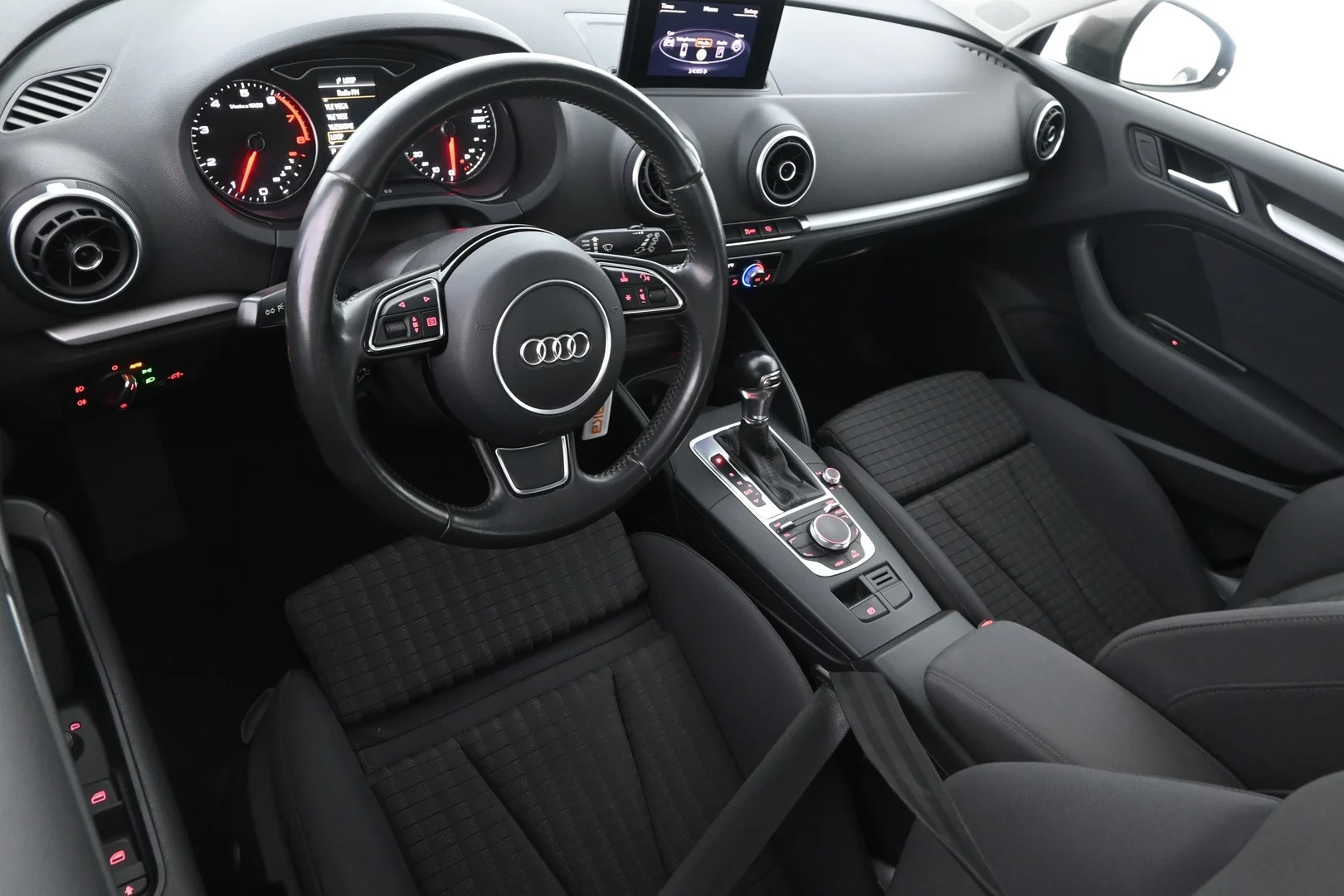 Car Image - 7s82IC5BigBD9gD3ONPBiT