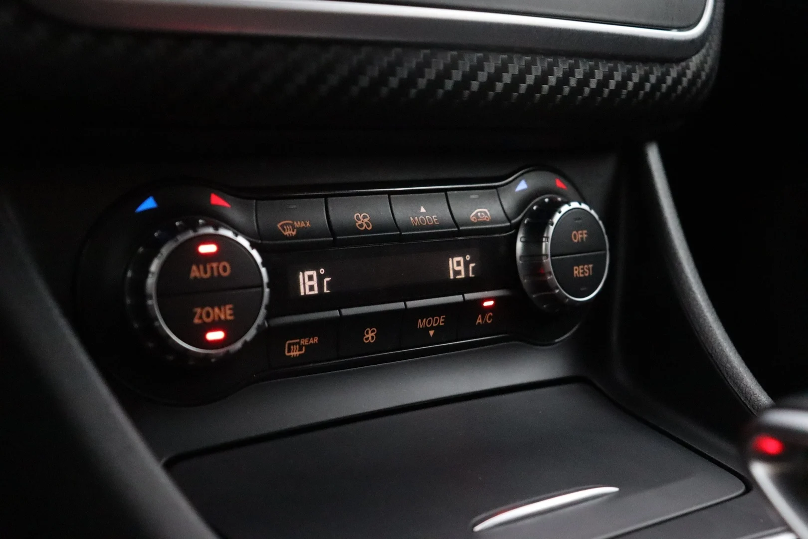 Car Image - 6DMiVvMb9lv0PW4TwoIdtj