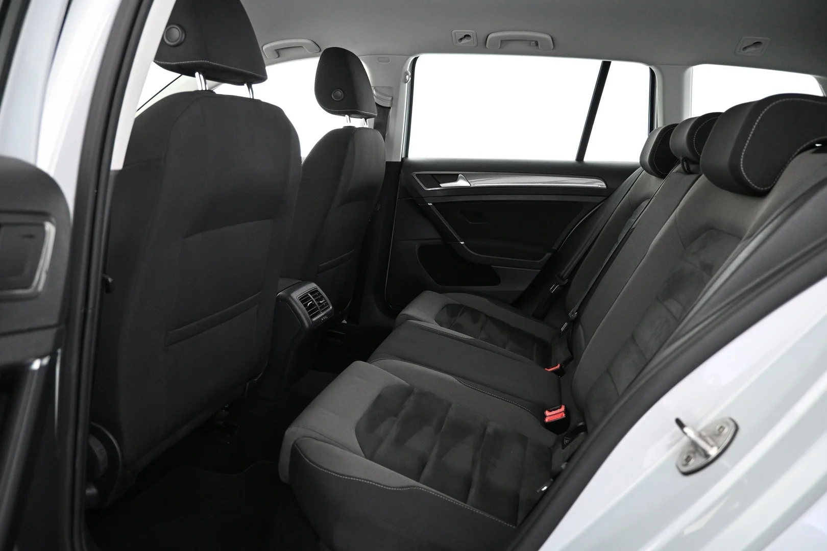 Car Image - 25F1wcQERt45FVvintyCaU