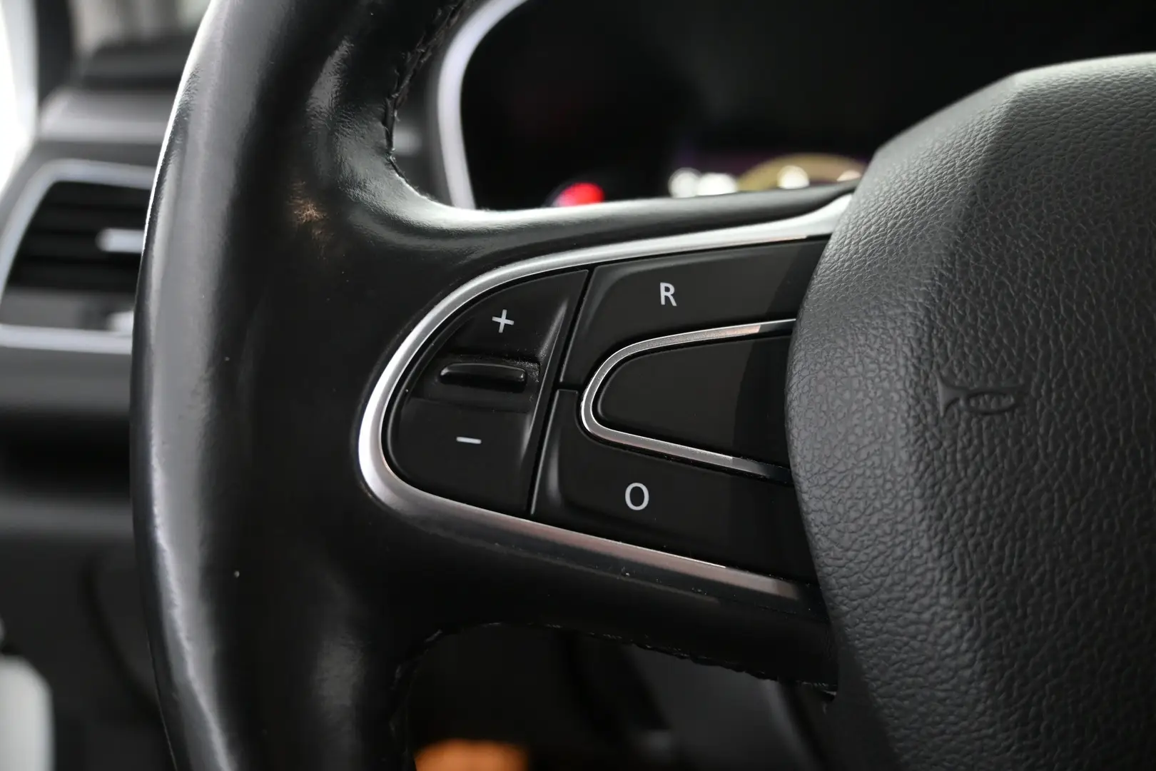 Car Image - 6qyU1yMLc5Bn0dlVaPytCA