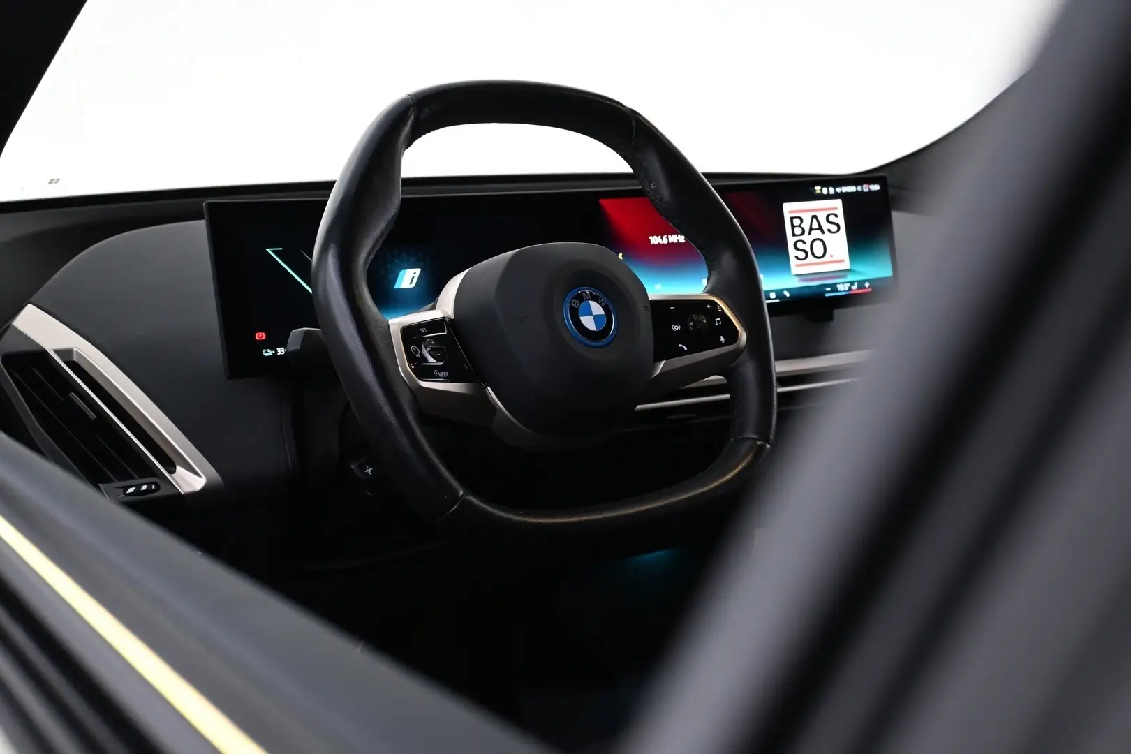 Car Image - 4abqGdMRsVcAjWln3XlB3M