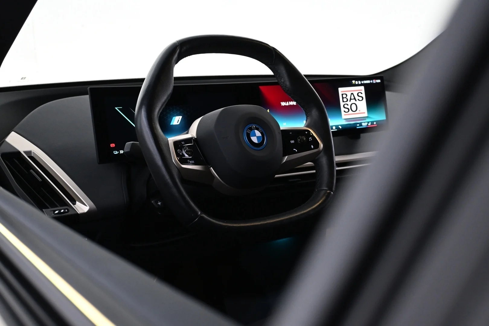 Car Image - 4abqGdMRsVcAjWln3XlB3M
