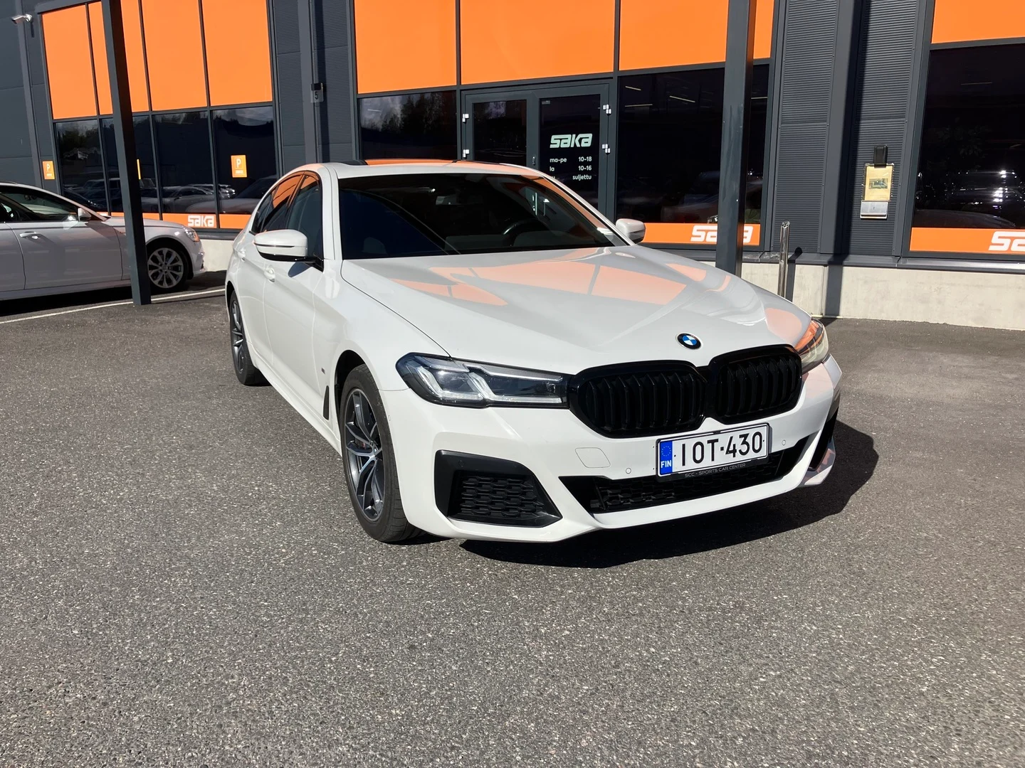 Car Image - 39Avo3IoYup6ZvGj8R4GOW